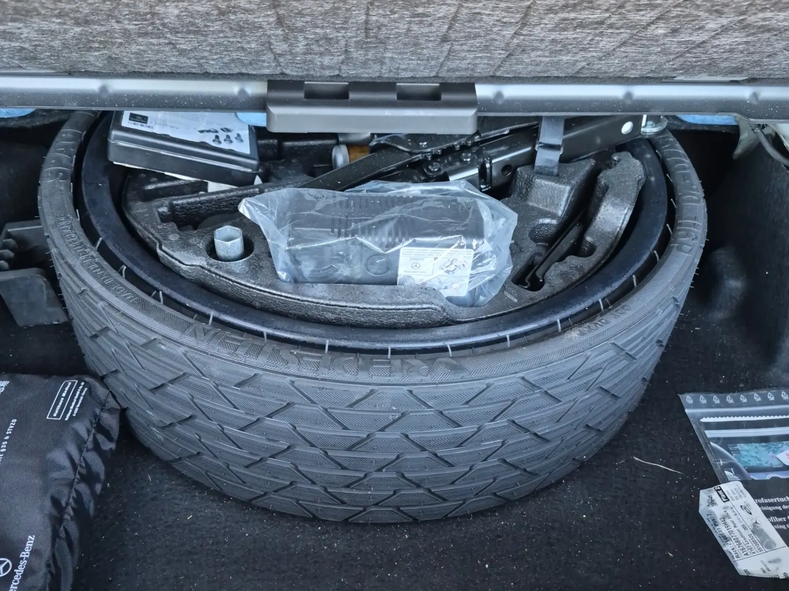 Spare Tire & Wheel Photo