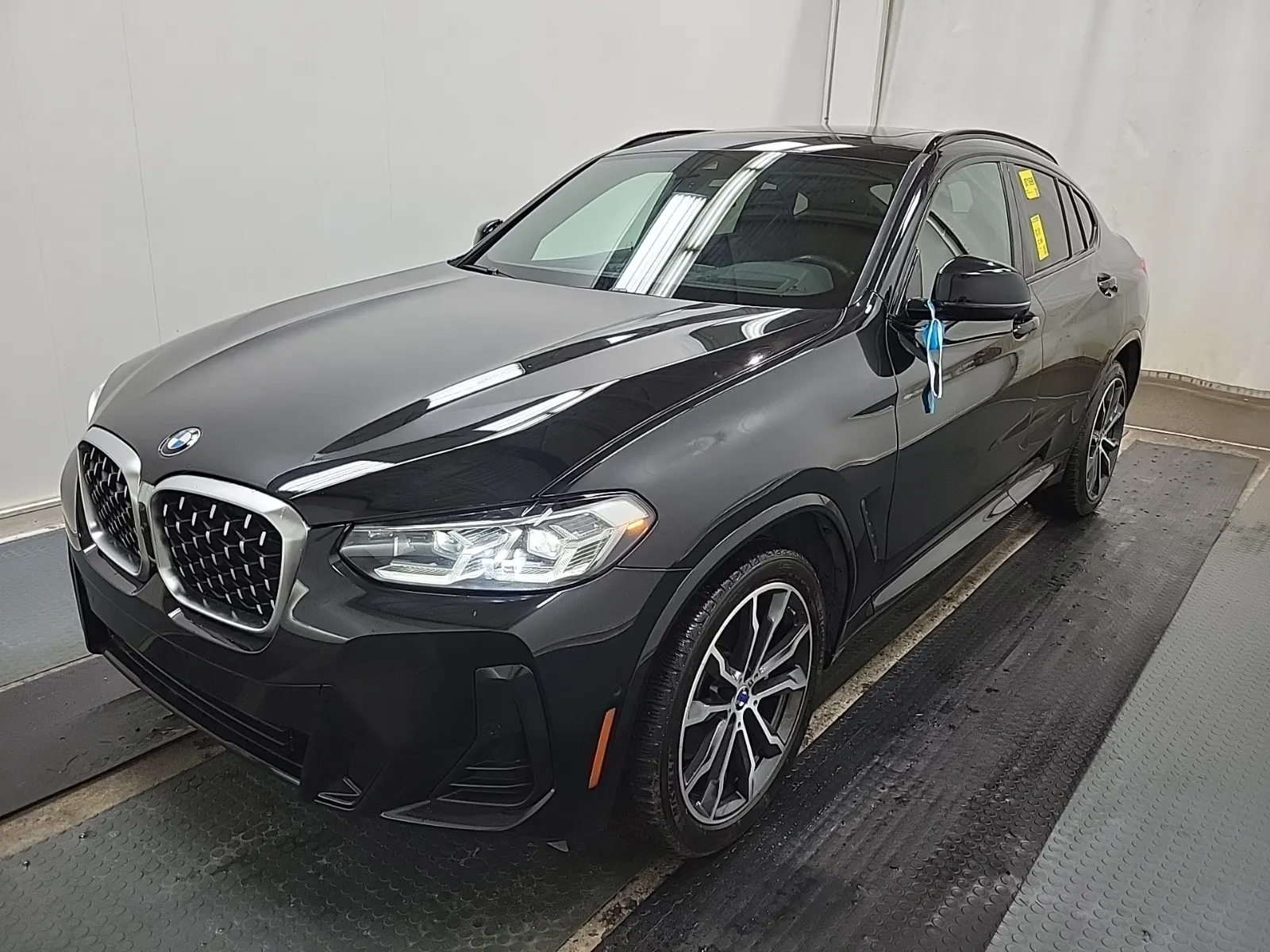 2022 BMW X4