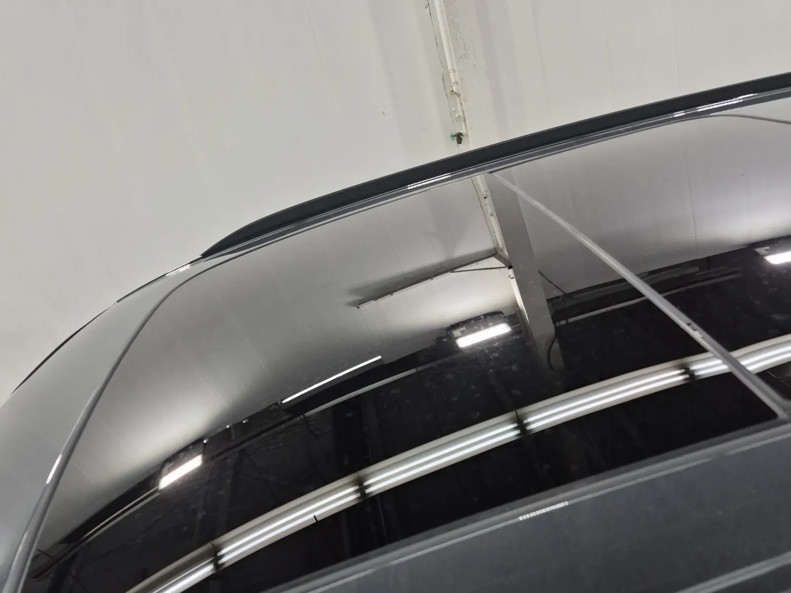 Exterior Roof Photo