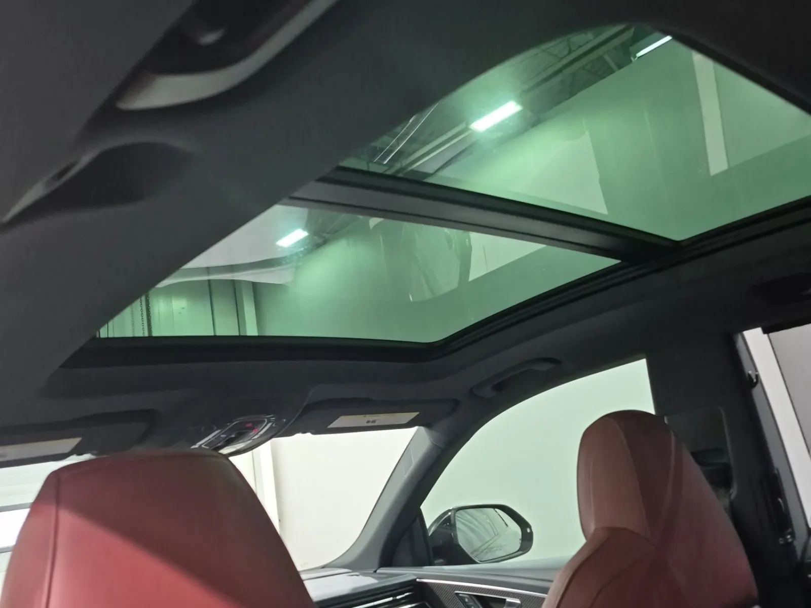 Interior Roof Photo