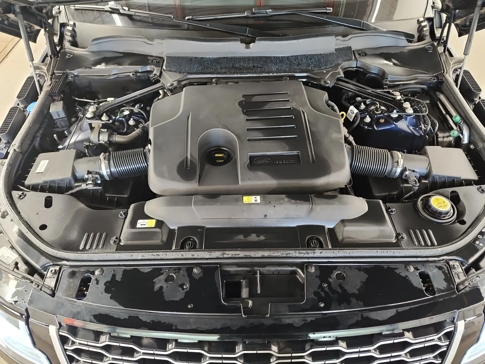 Engine Photo