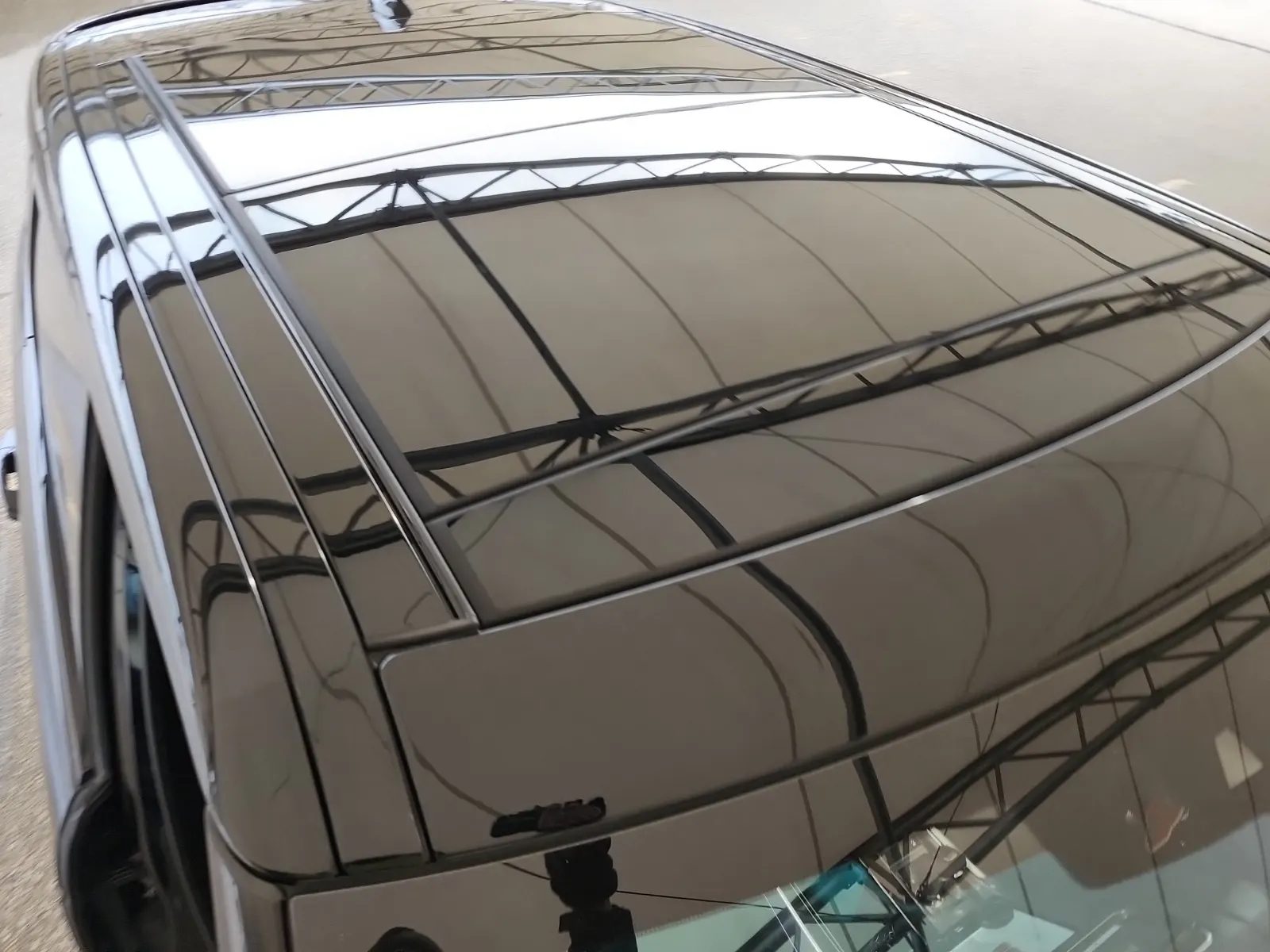 Exterior Roof Photo