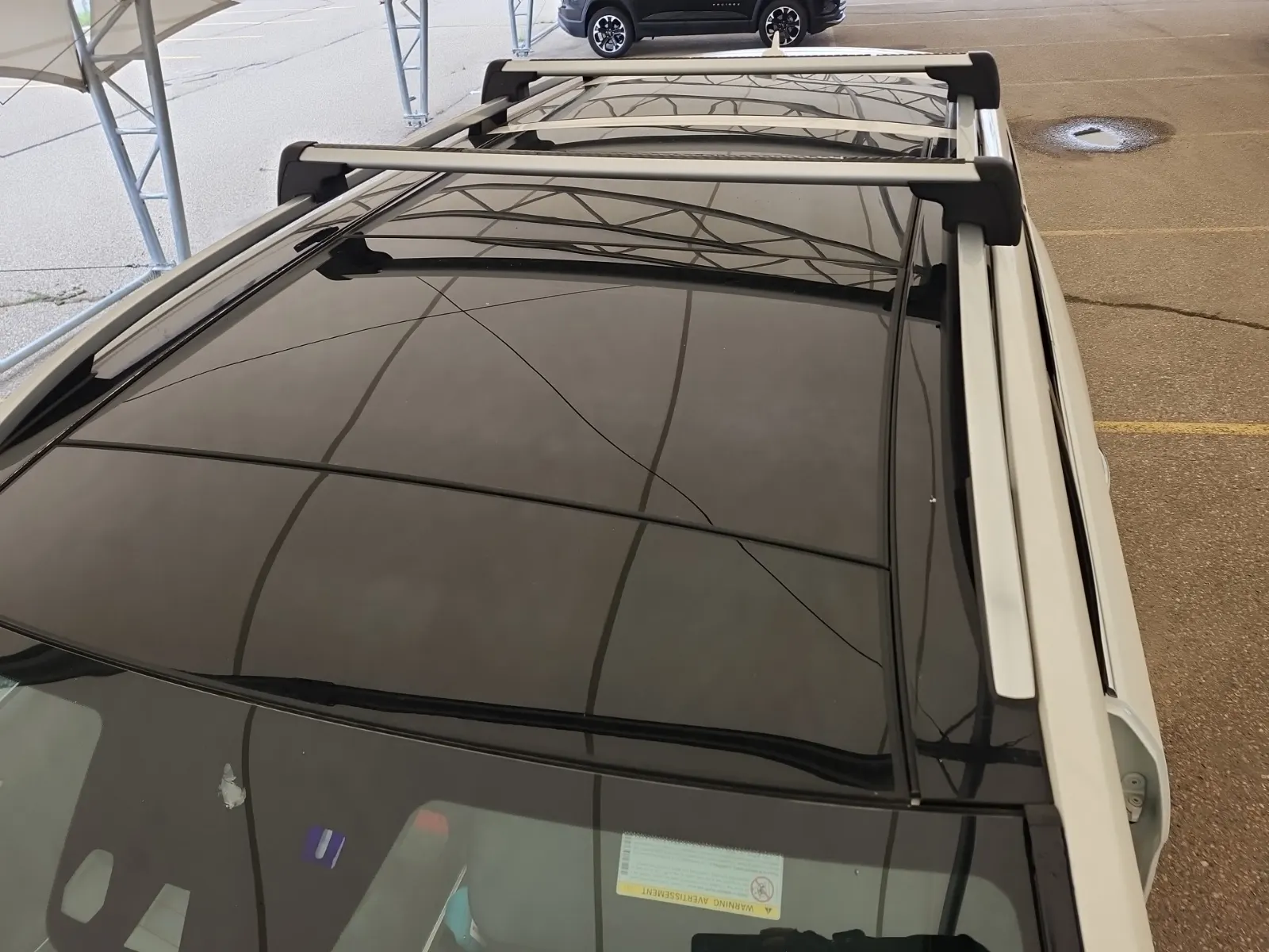 Exterior Roof Photo