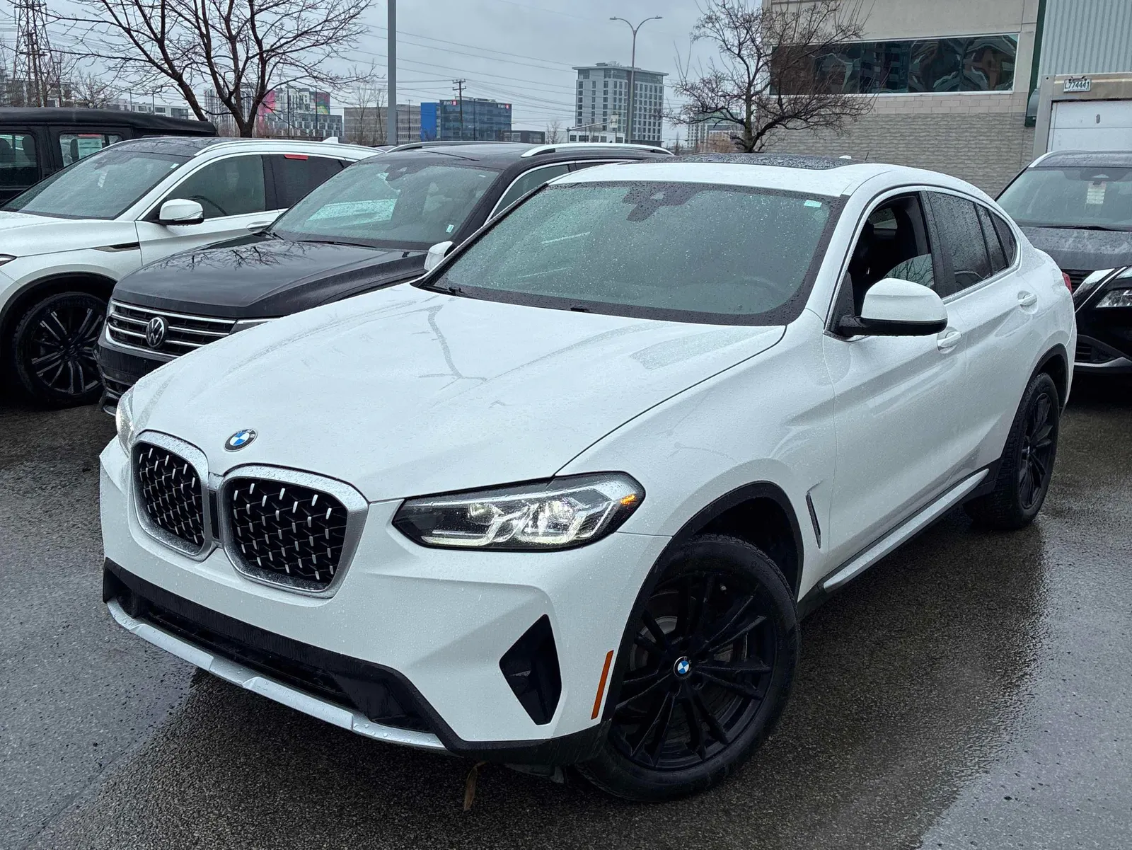 2022 BMW X4