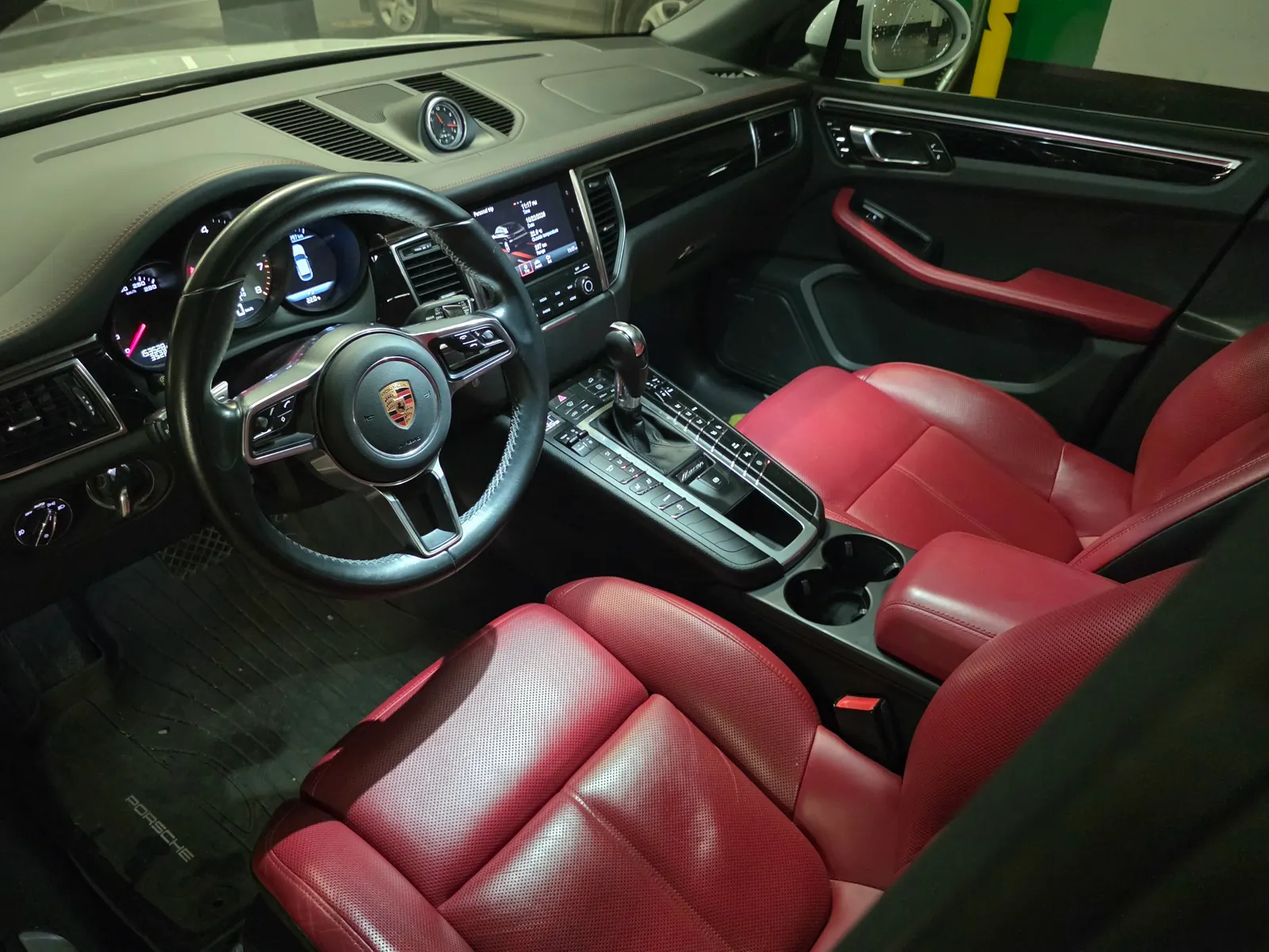 Interior driver side