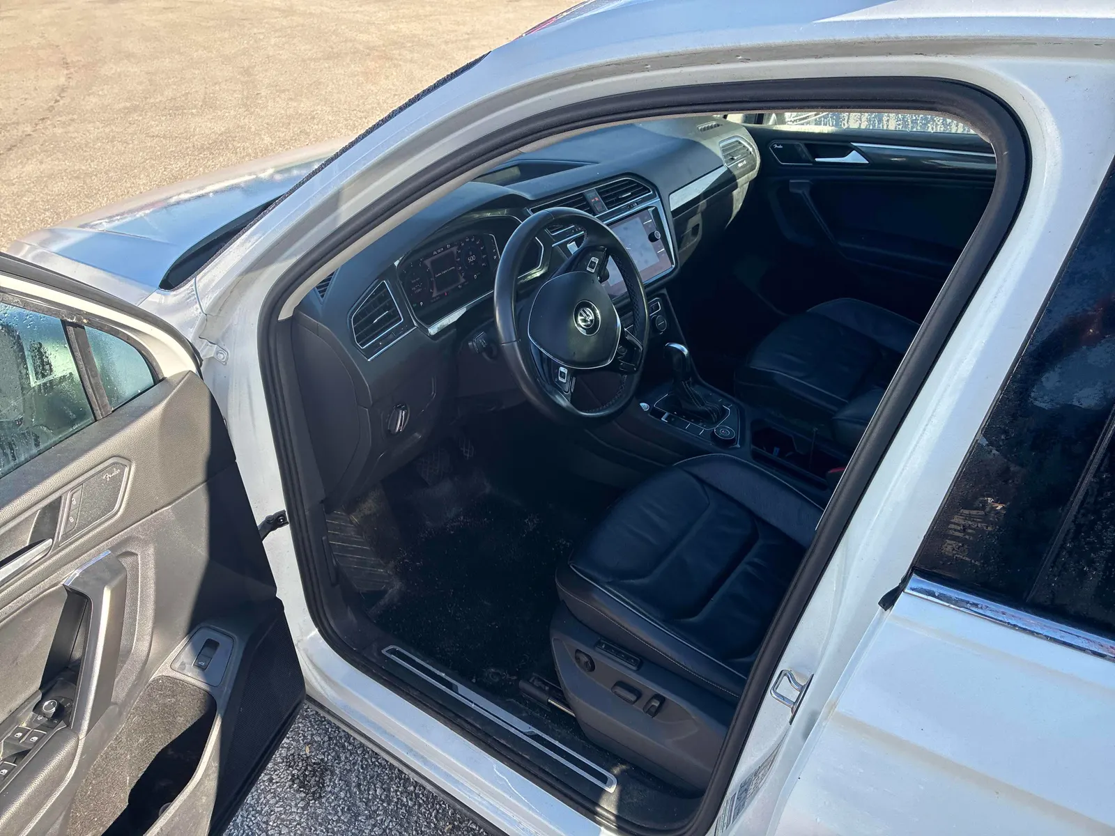 Interior driver side