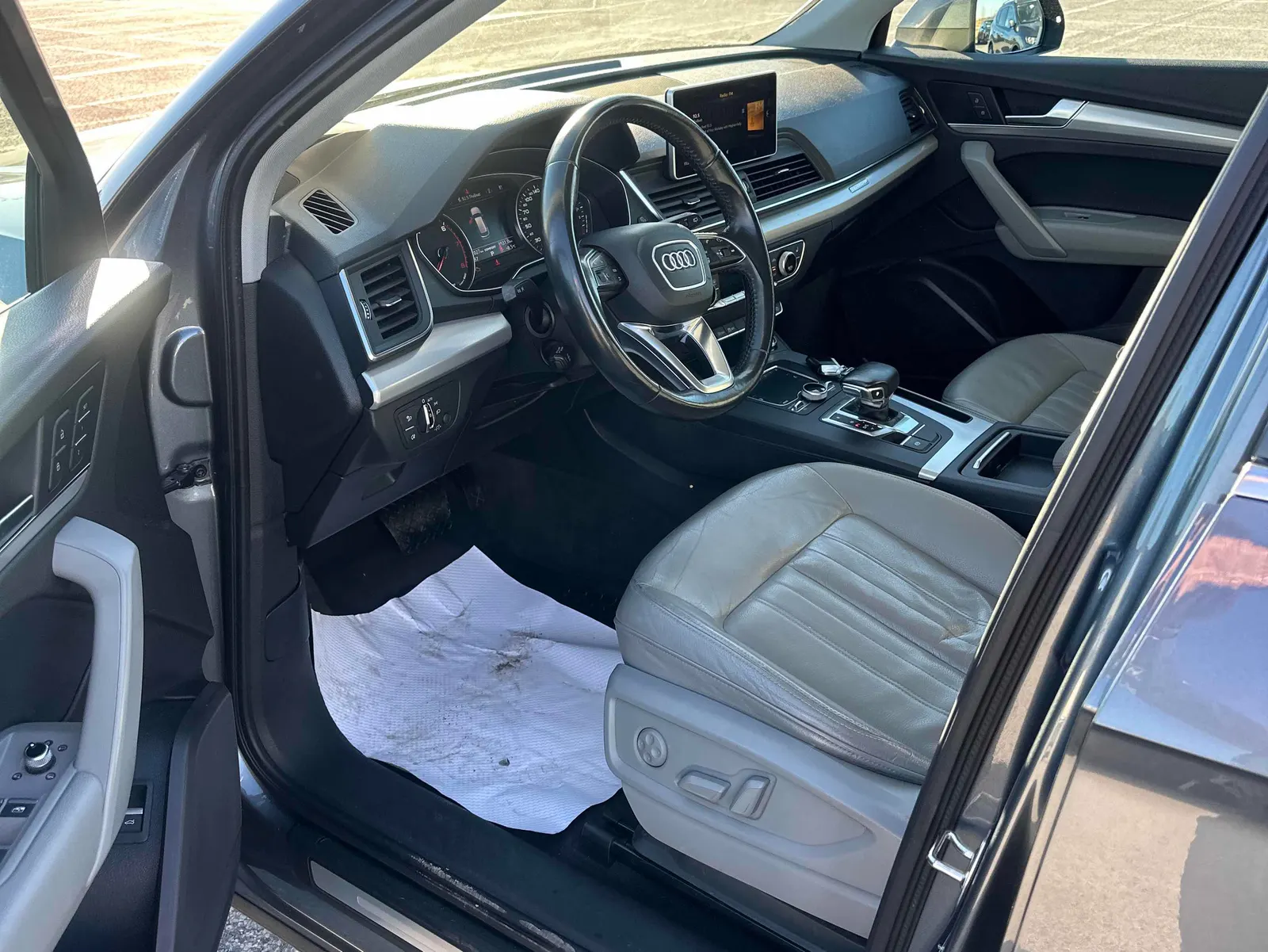 Interior driver side
