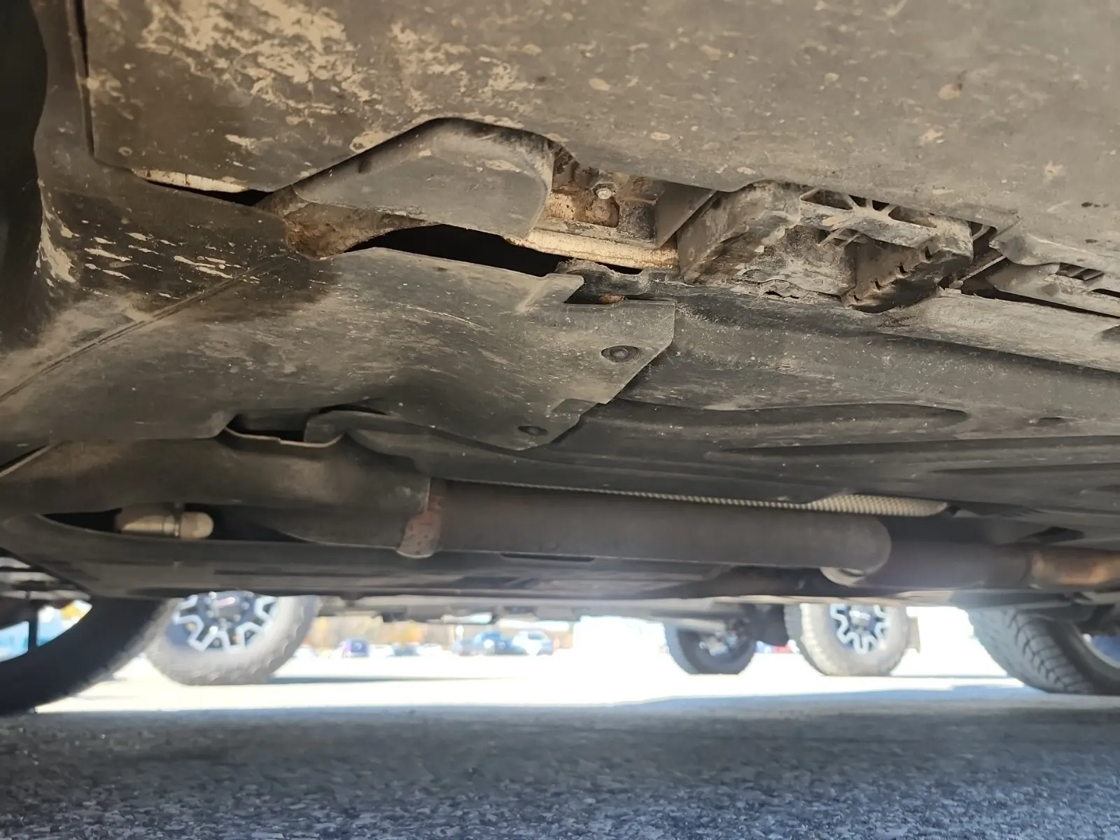 Undercarriage - Driver Photo
