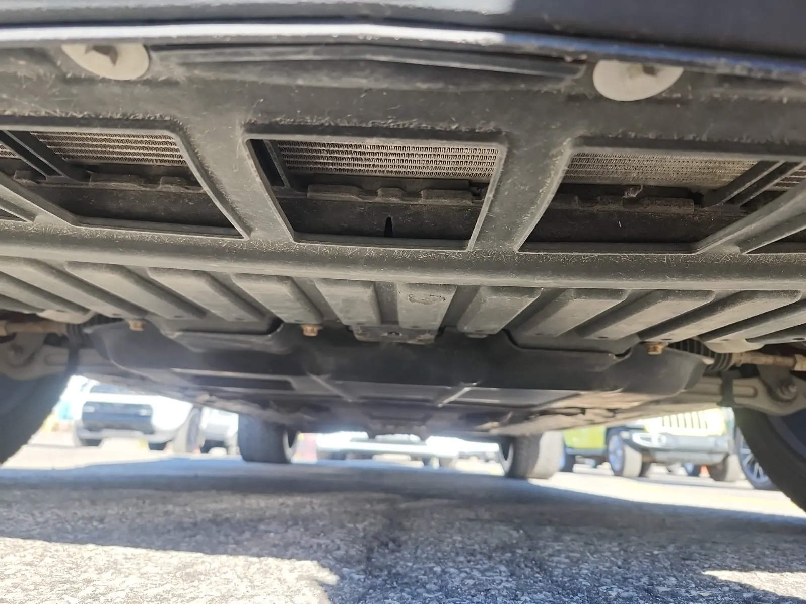 Undercarriage - Front Photo