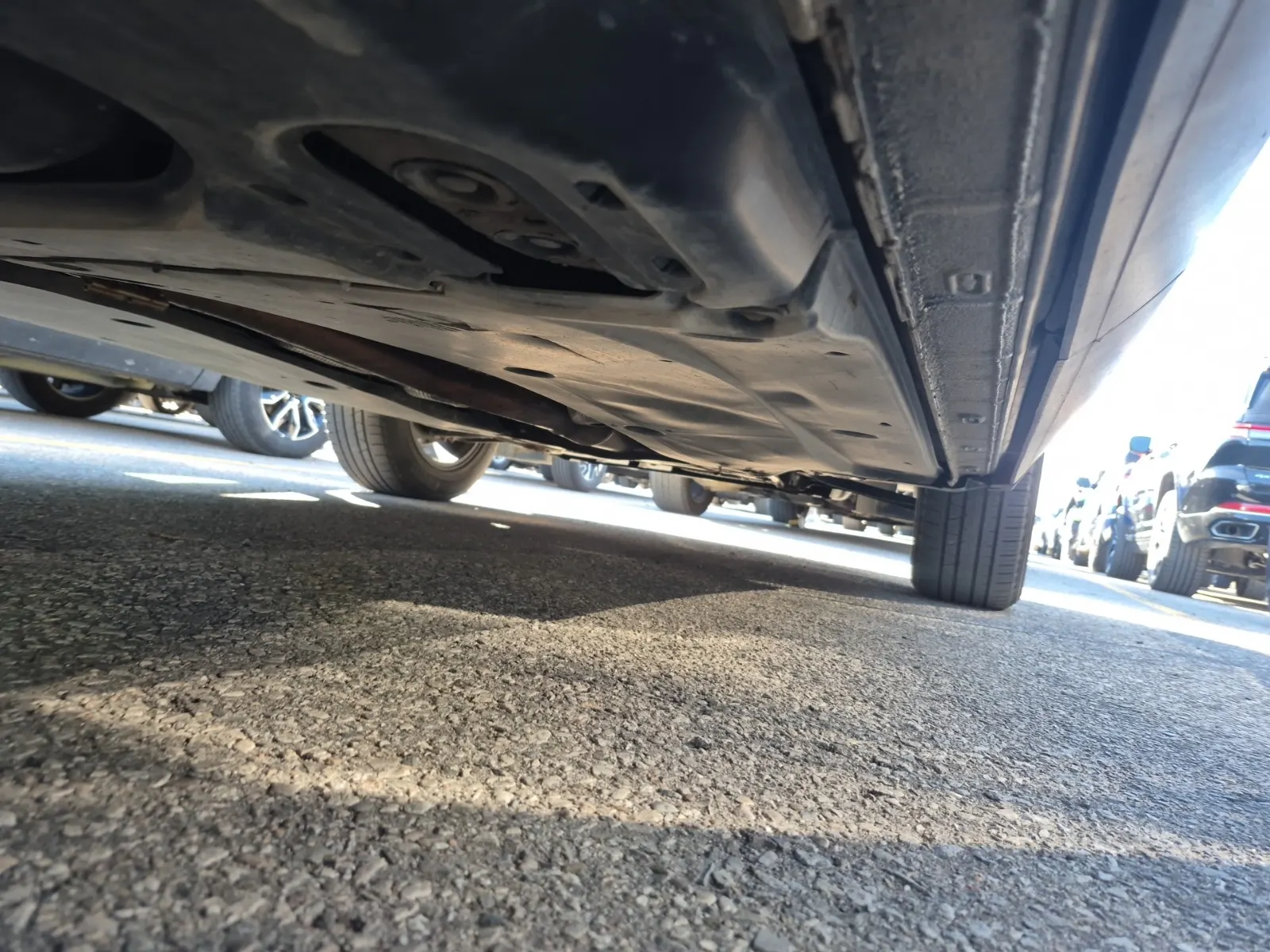 Undercarriage - Passenger Photo