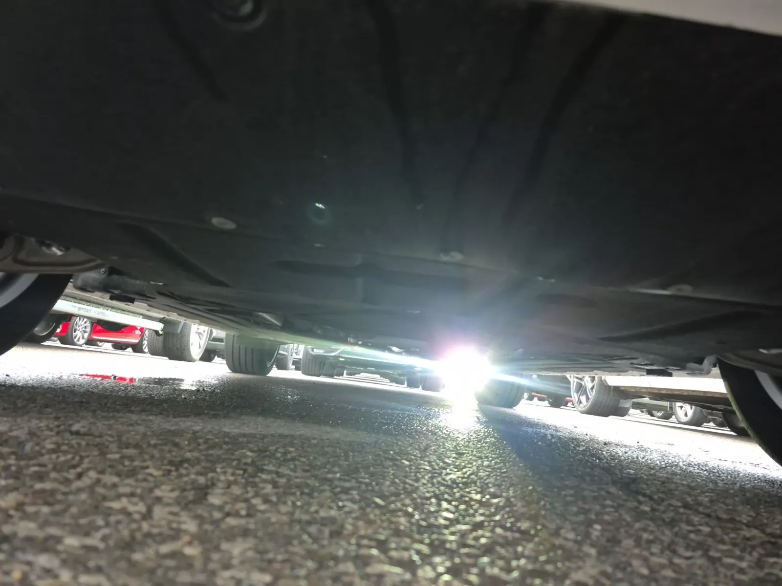 Undercarriage - Front Photo