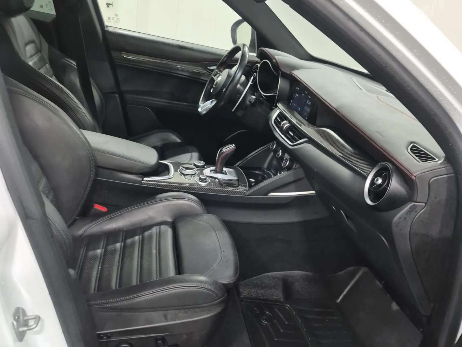 Right Side Interior Photo
