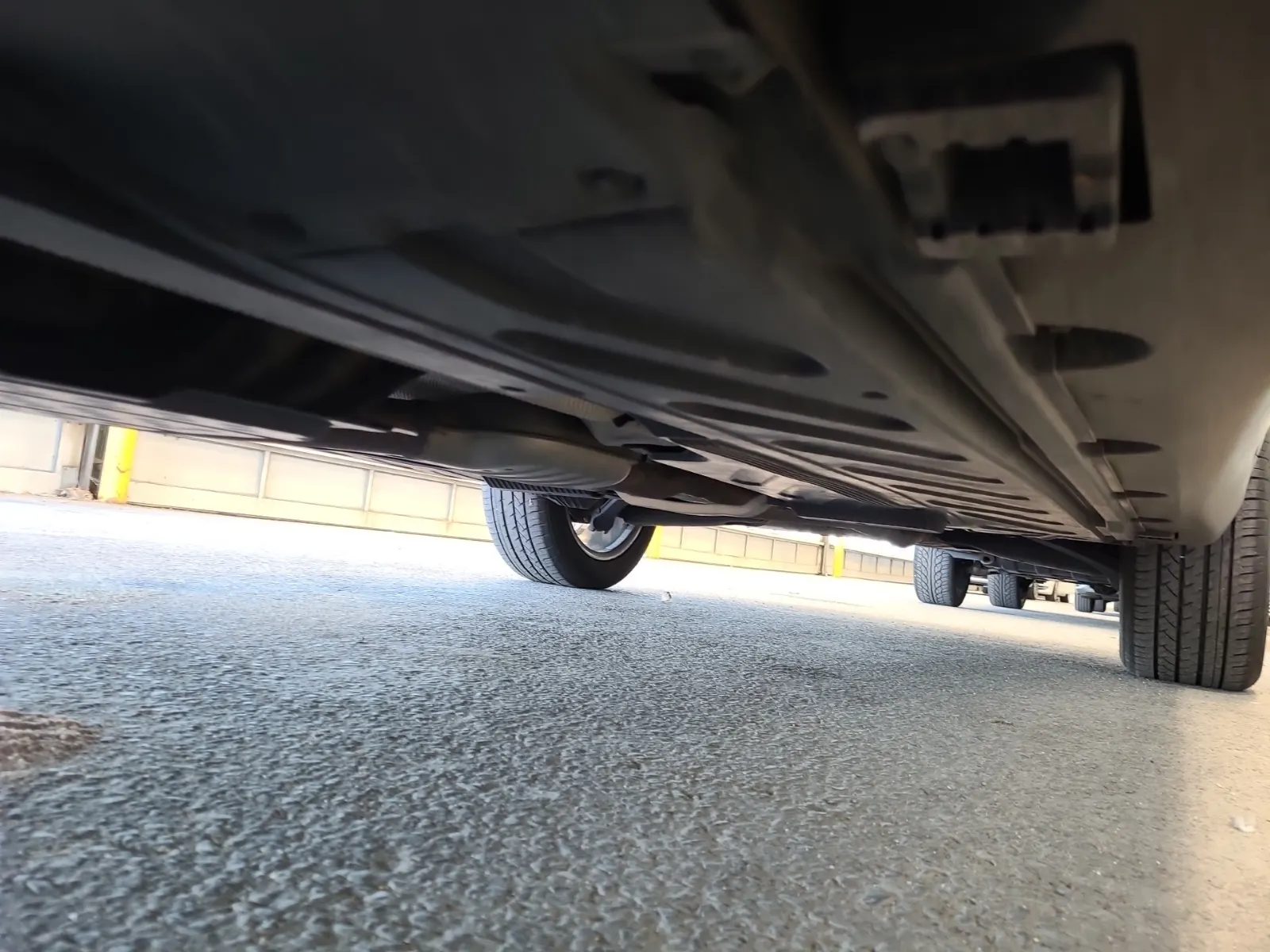Undercarriage - Driver Photo