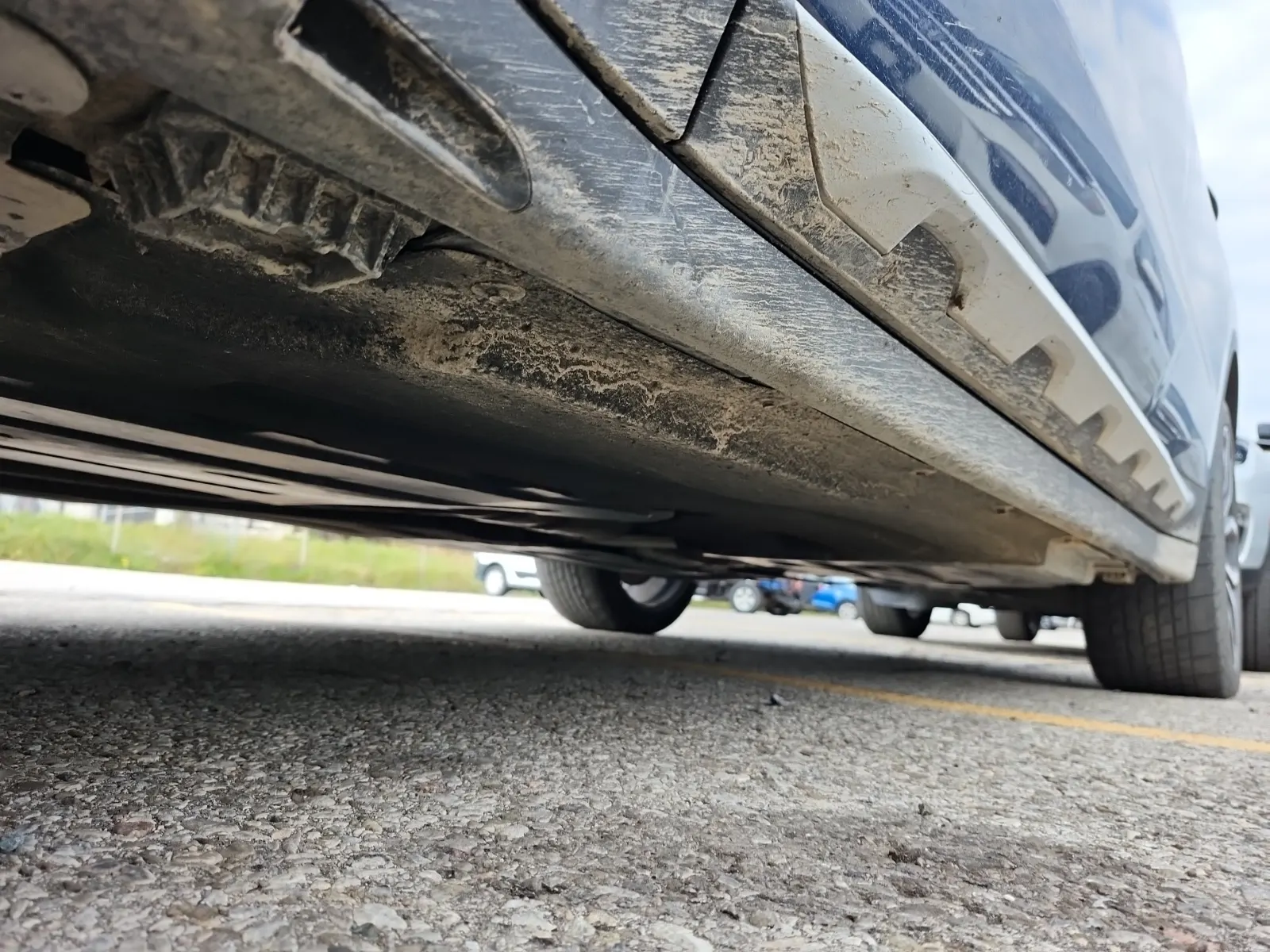 Undercarriage - Driver Photo