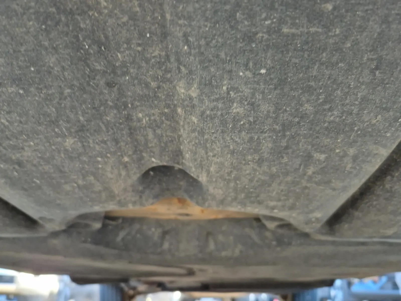 Undercarriage - Front Photo
