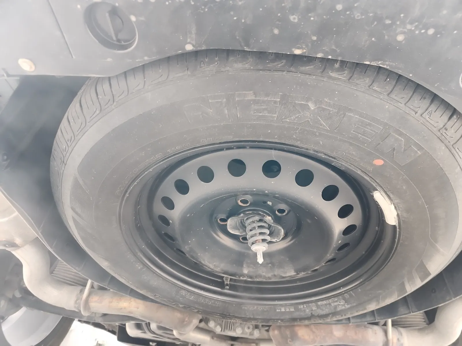 Spare Tire & Wheel Photo