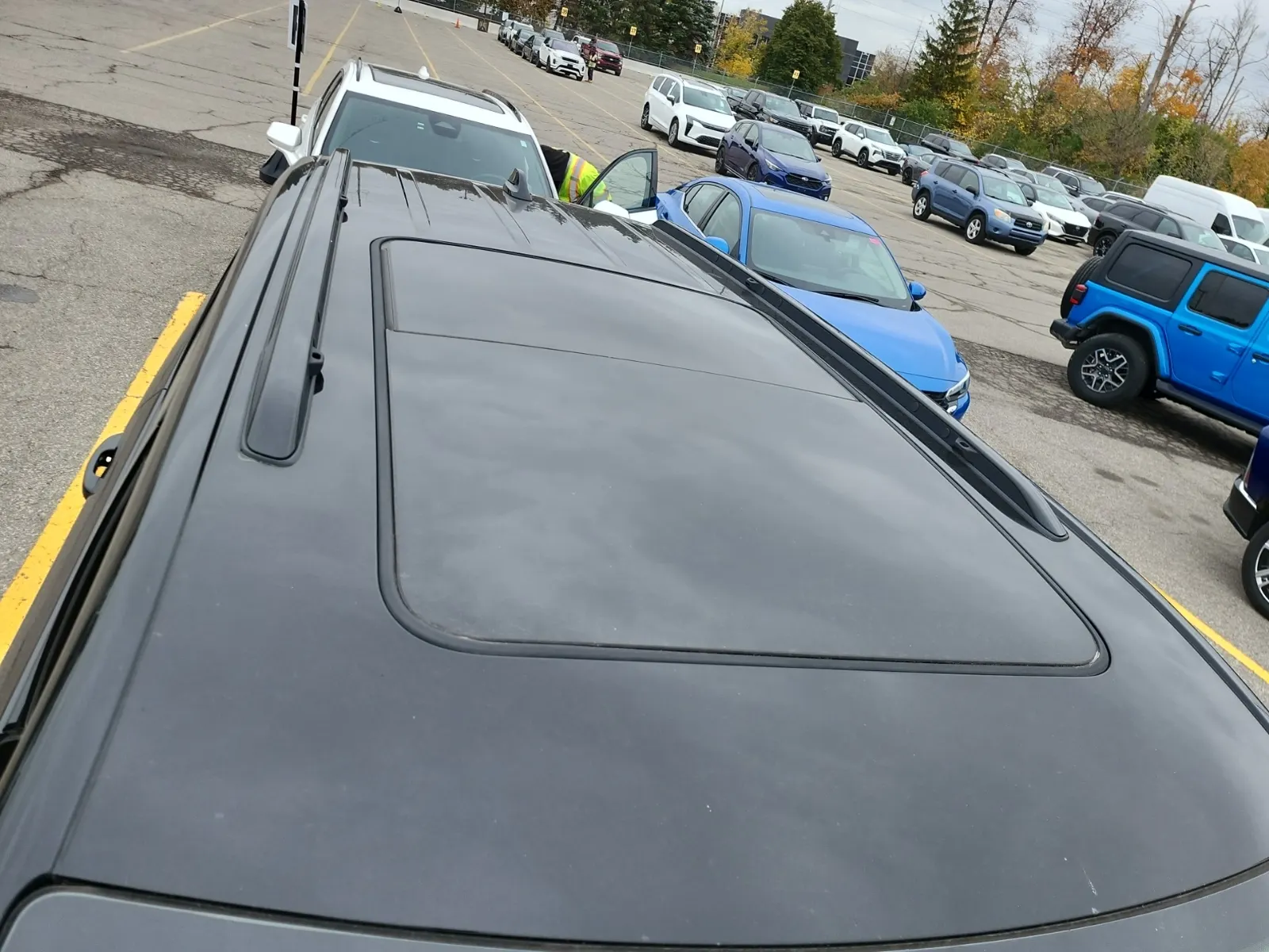 Exterior Roof Photo