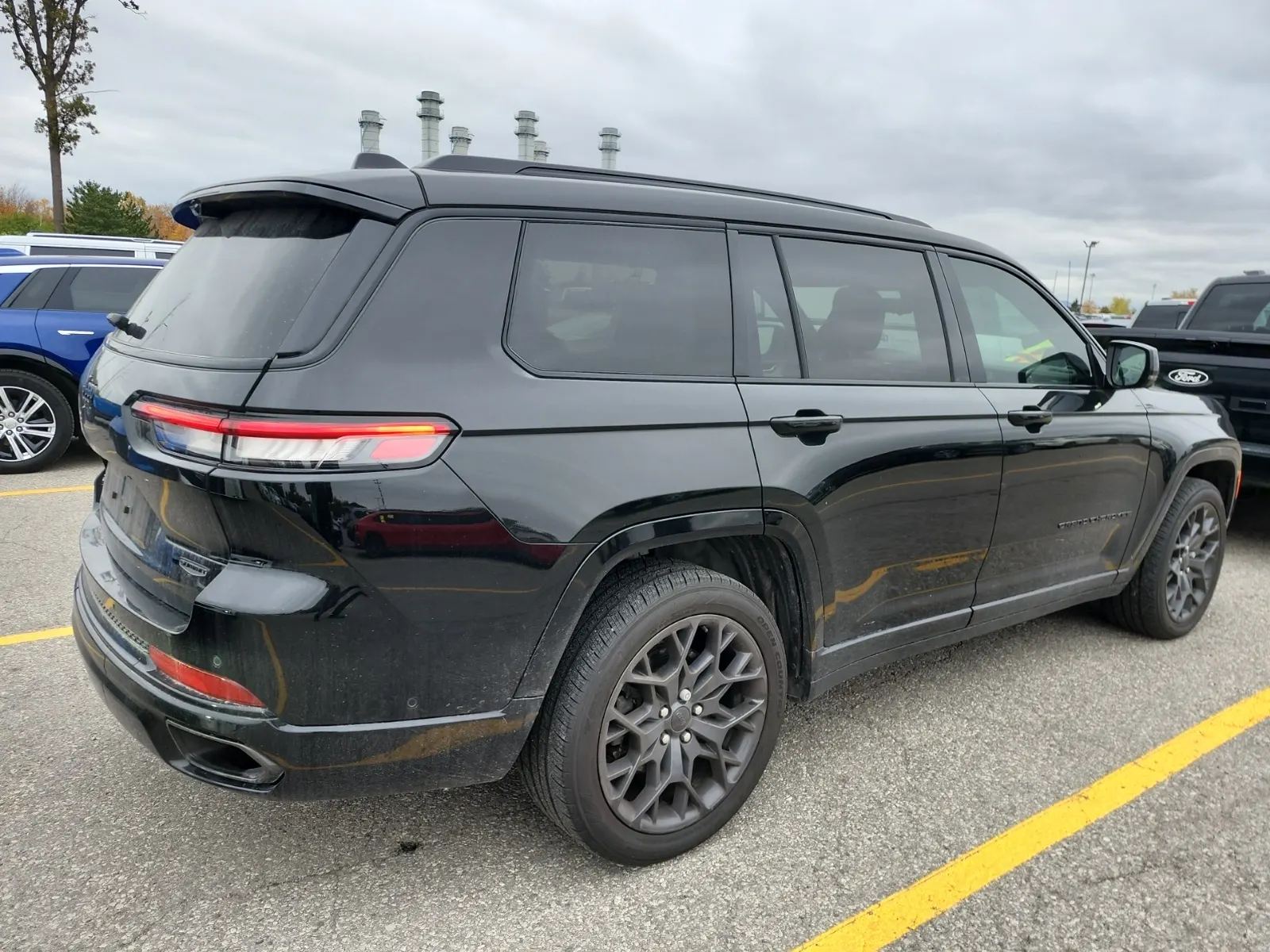 Passenger Rear 3/4 Photo