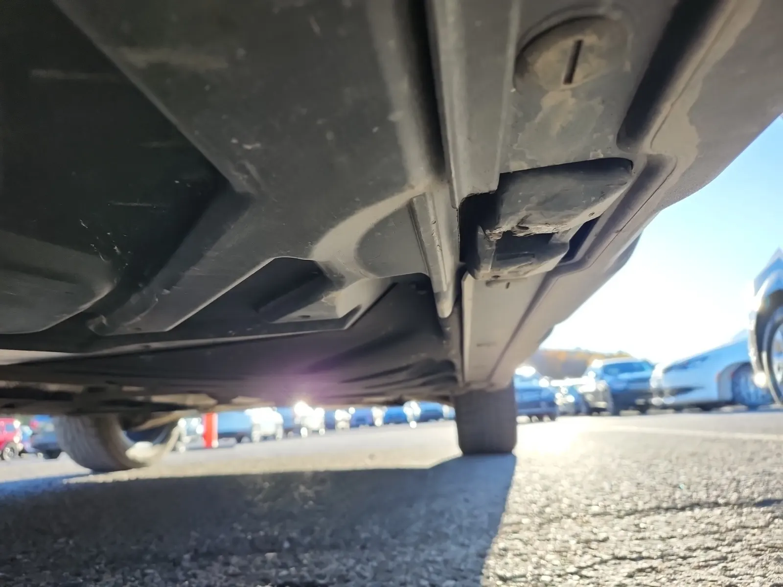 Undercarriage - Passenger Photo