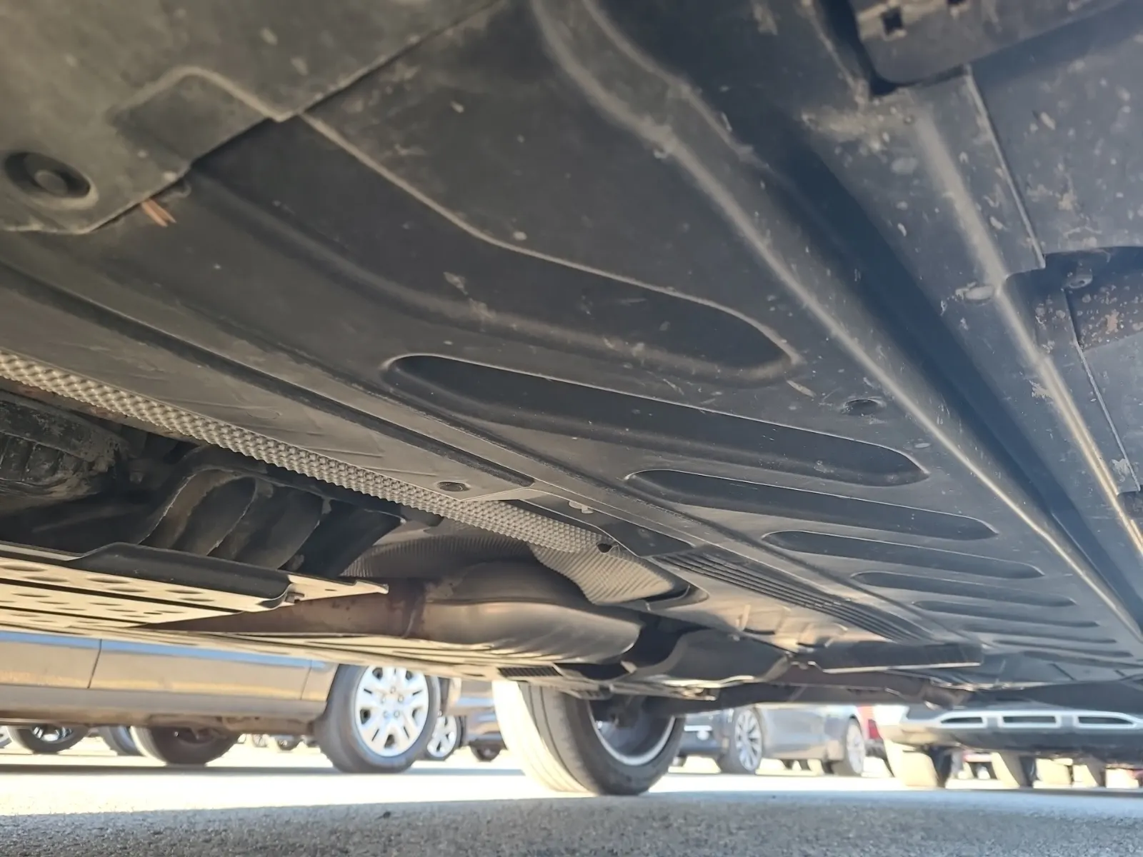 Undercarriage - Driver Photo