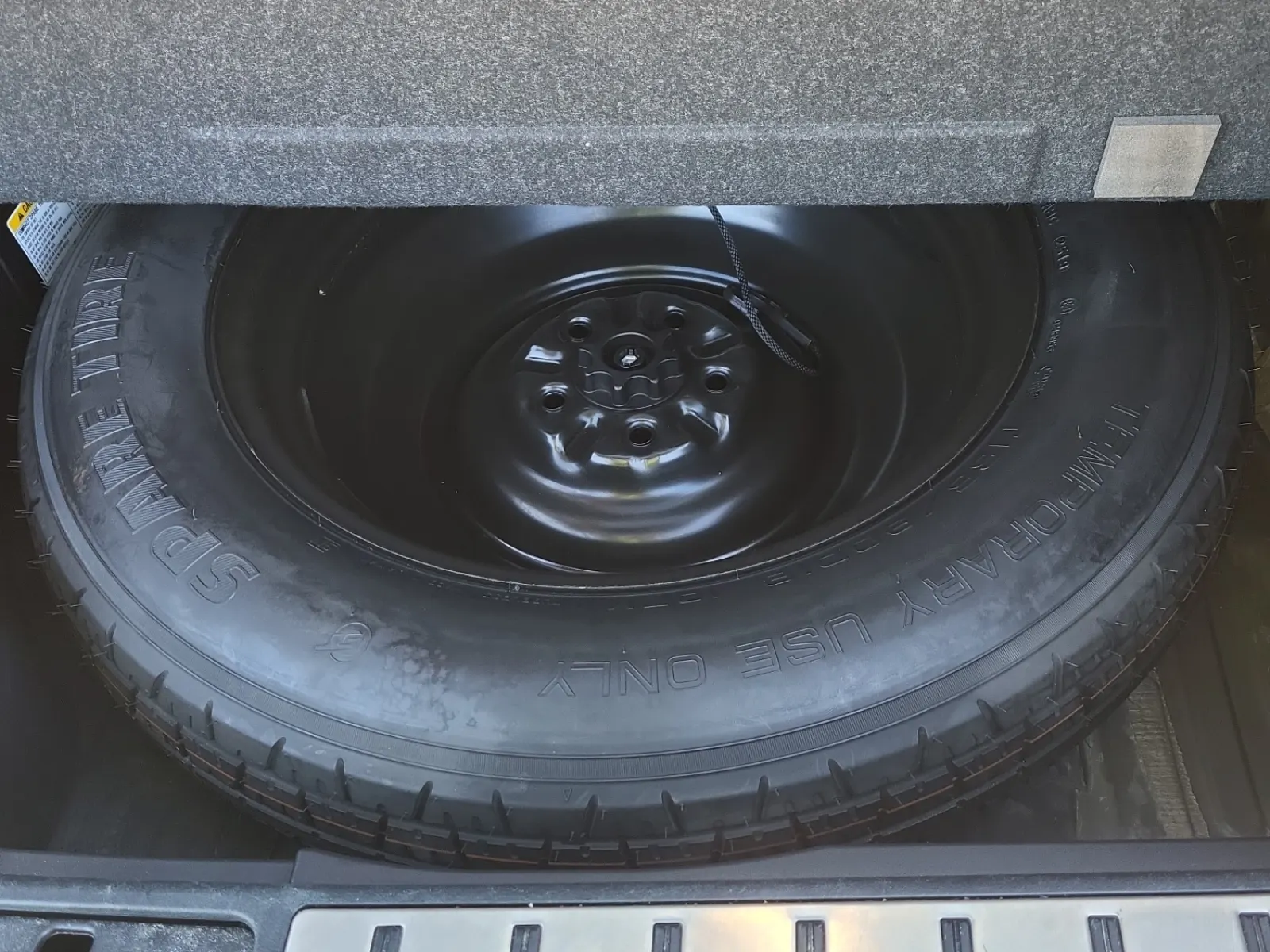 Spare Tire & Wheel Photo