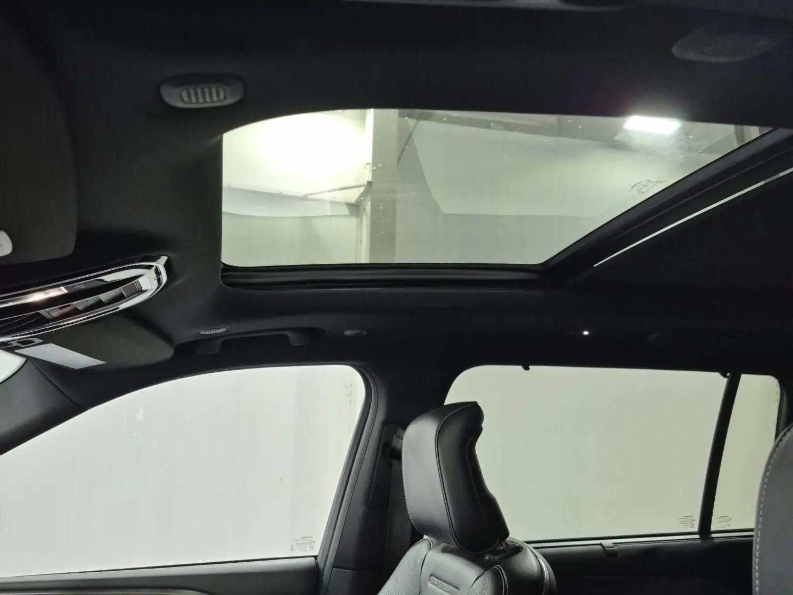 Interior Roof Photo