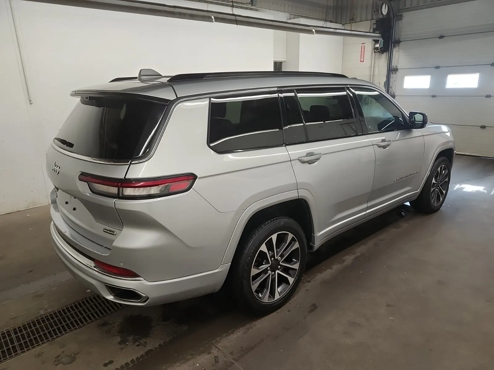Passenger Rear 3/4 Photo