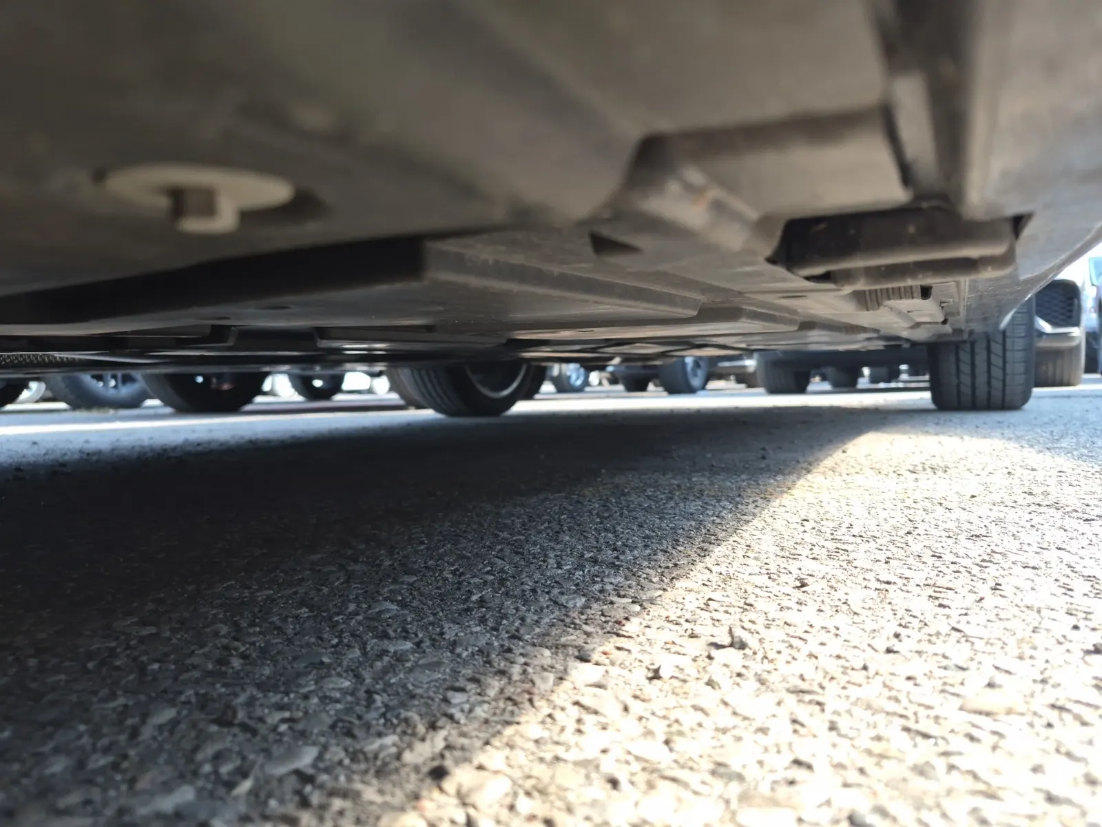 Undercarriage - Driver Photo