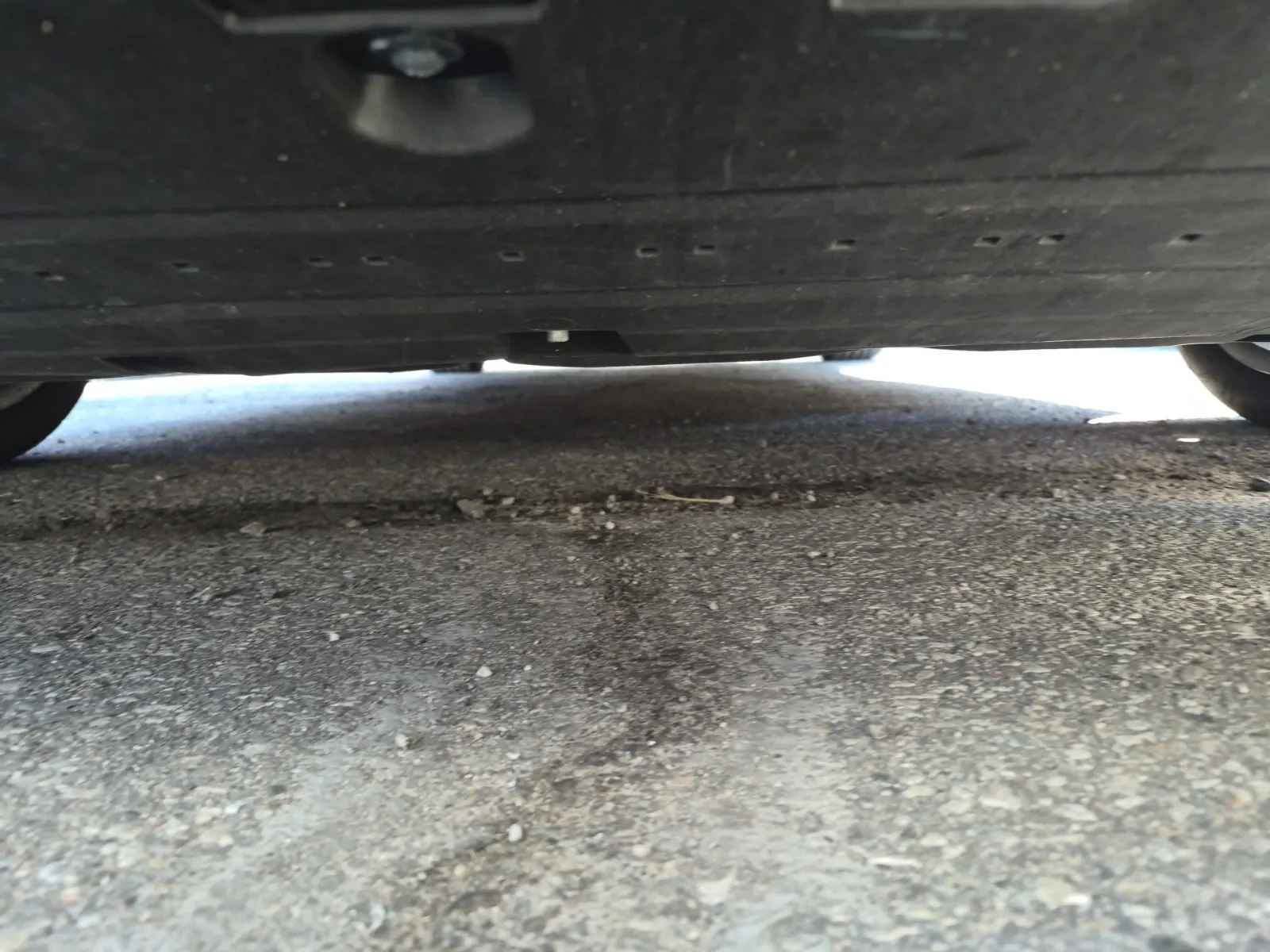 Undercarriage - Front Photo