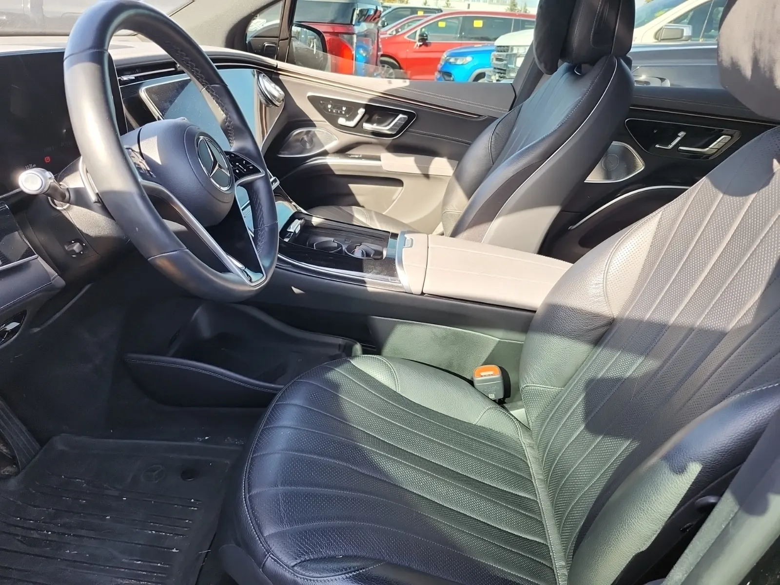 Front Interior Photo