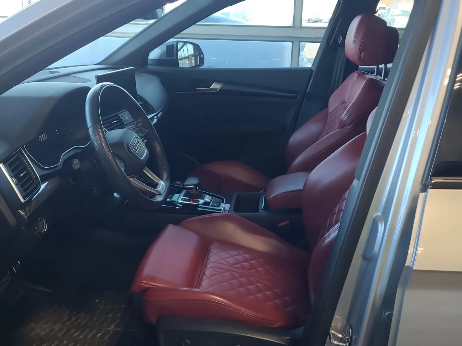 Front Interior Photo