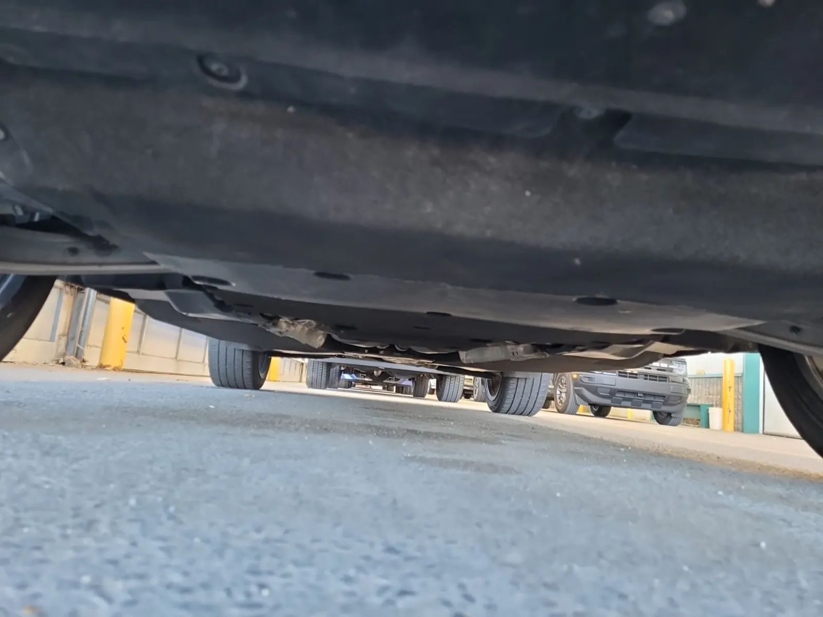 Undercarriage - Front Photo