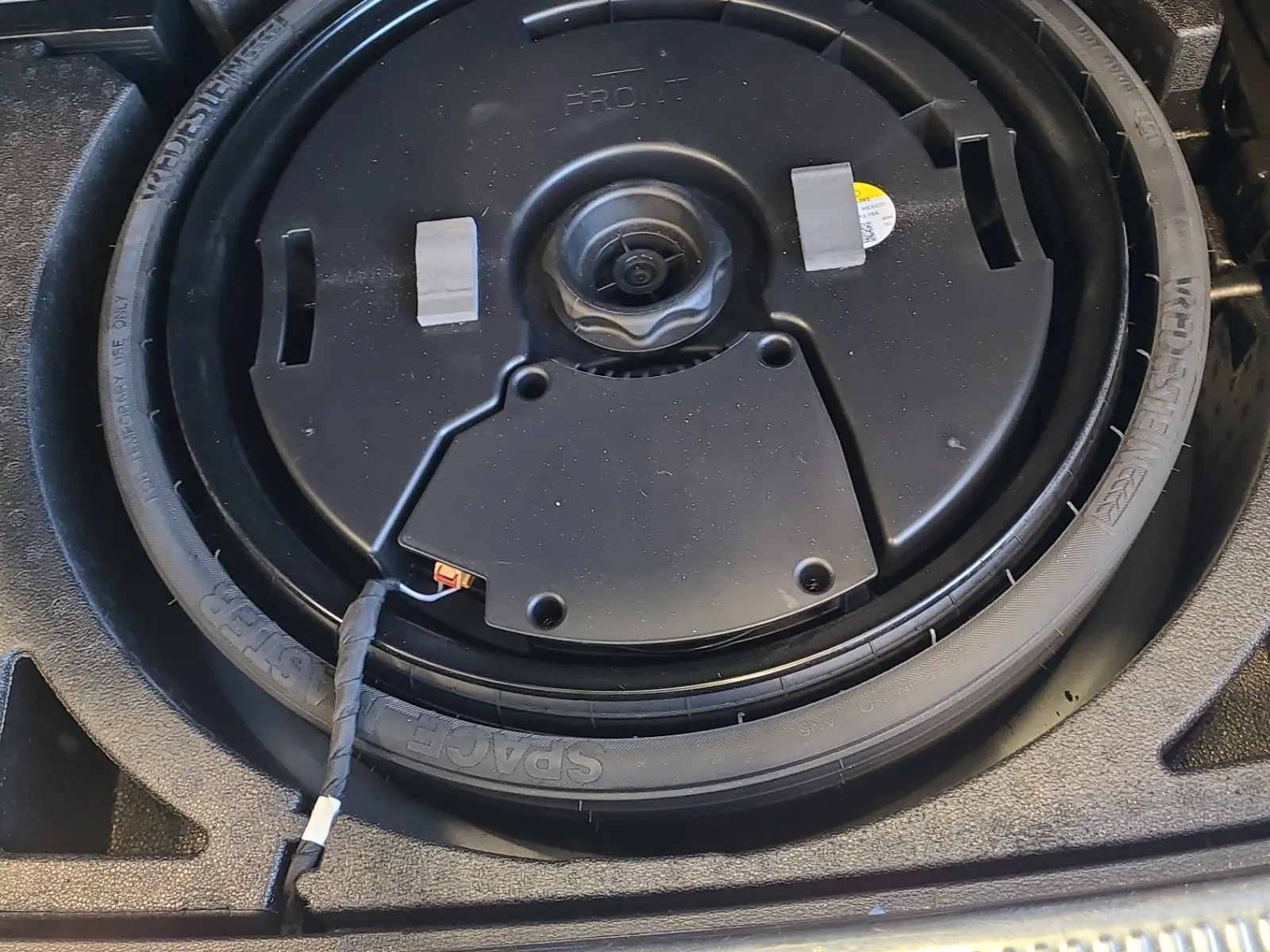 Spare Tire & Wheel Photo