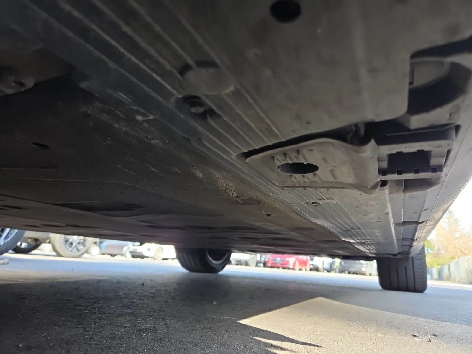 Undercarriage - Driver Photo