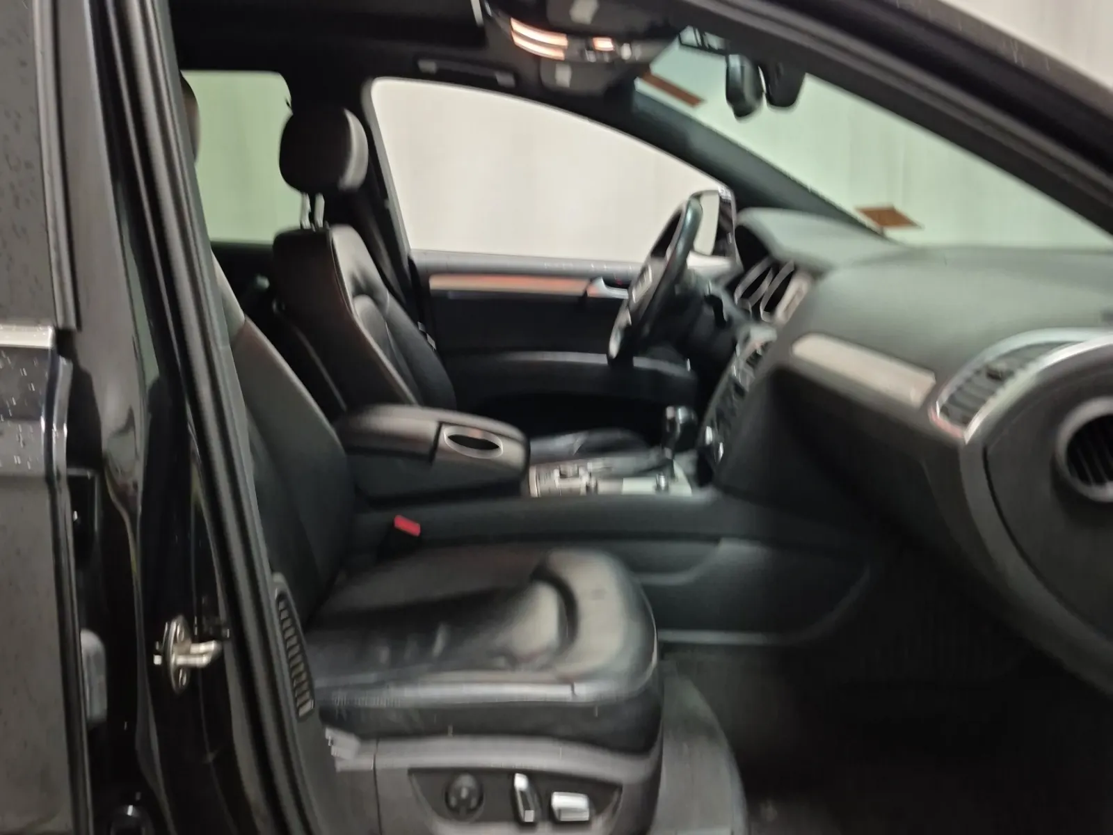 Right Side Interior Photo