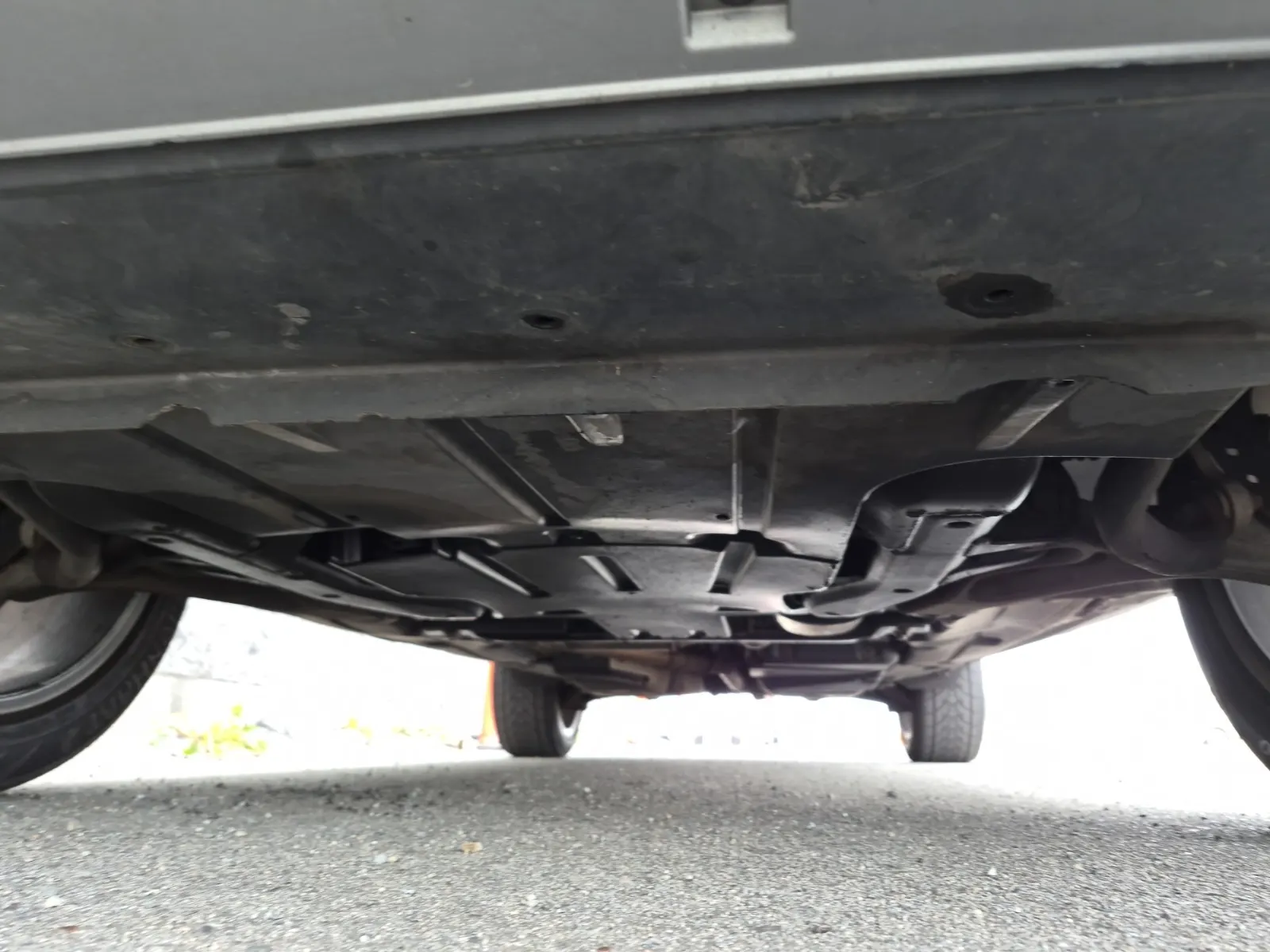 Undercarriage - Front Photo