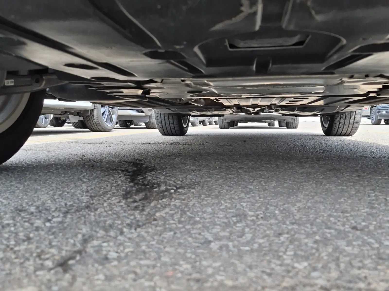 Undercarriage - Front Photo
