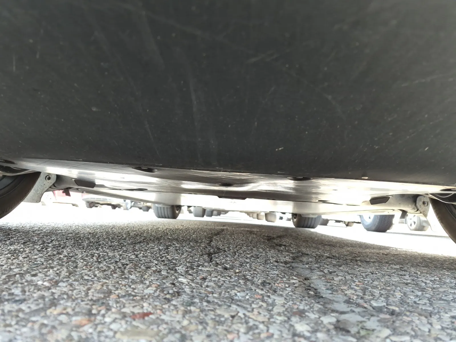 Undercarriage - Front Photo