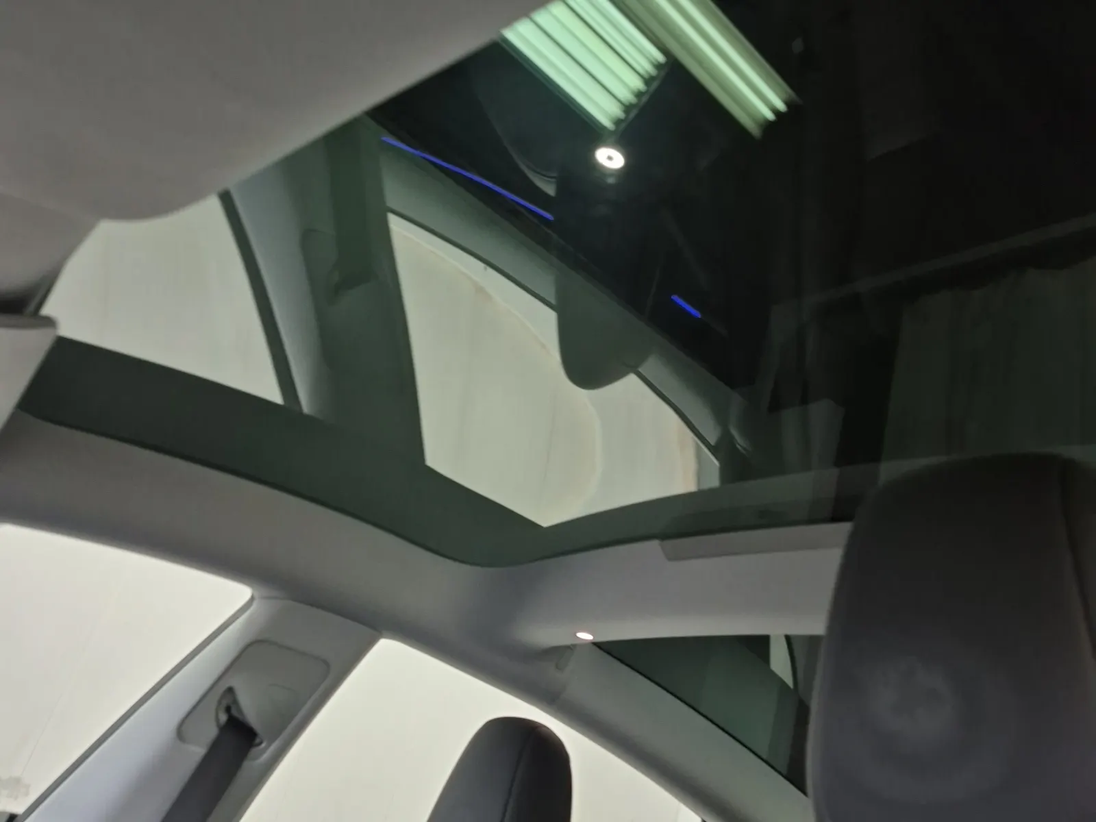 Interior Roof Photo