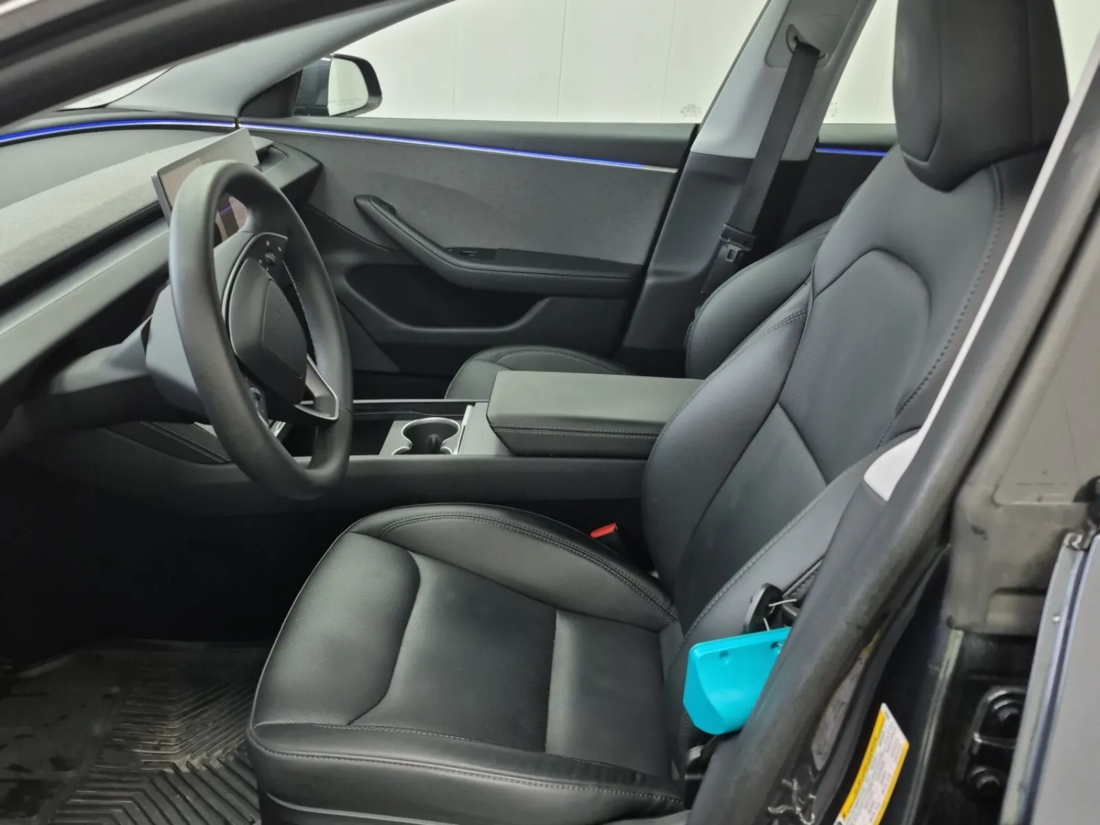 Front Interior Photo