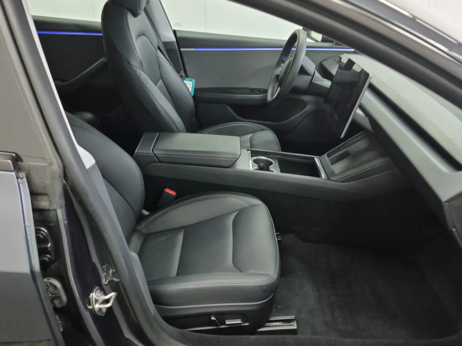 Right Side Interior Photo