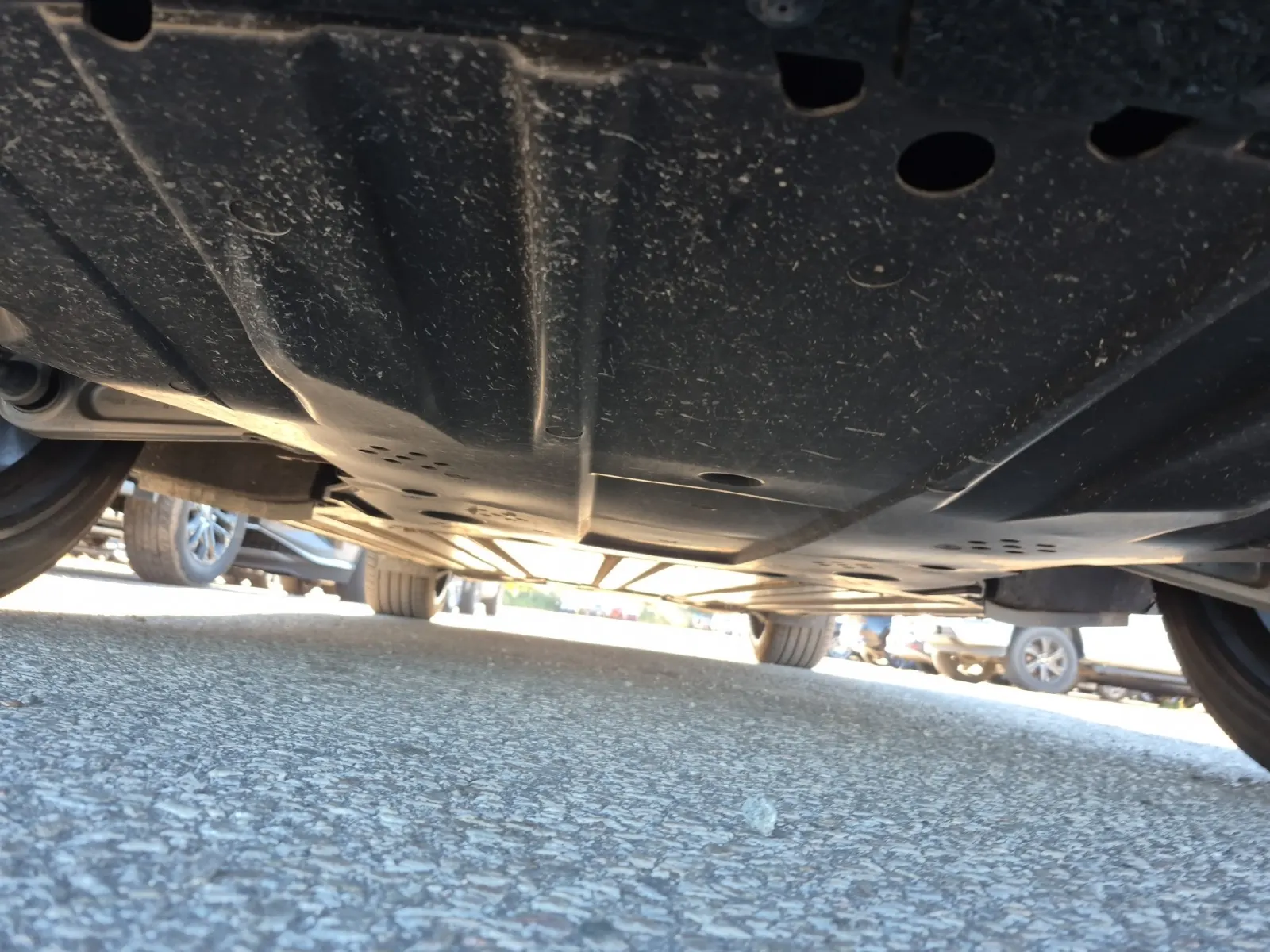 Undercarriage - Front Photo