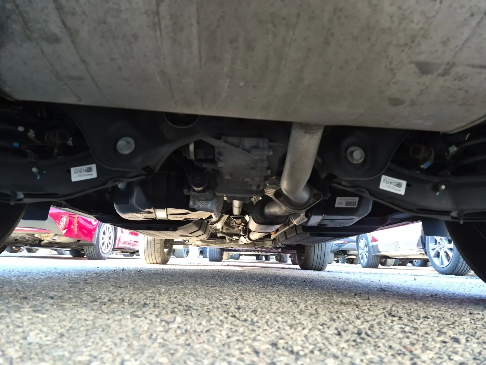Undercarriage - Rear Photo