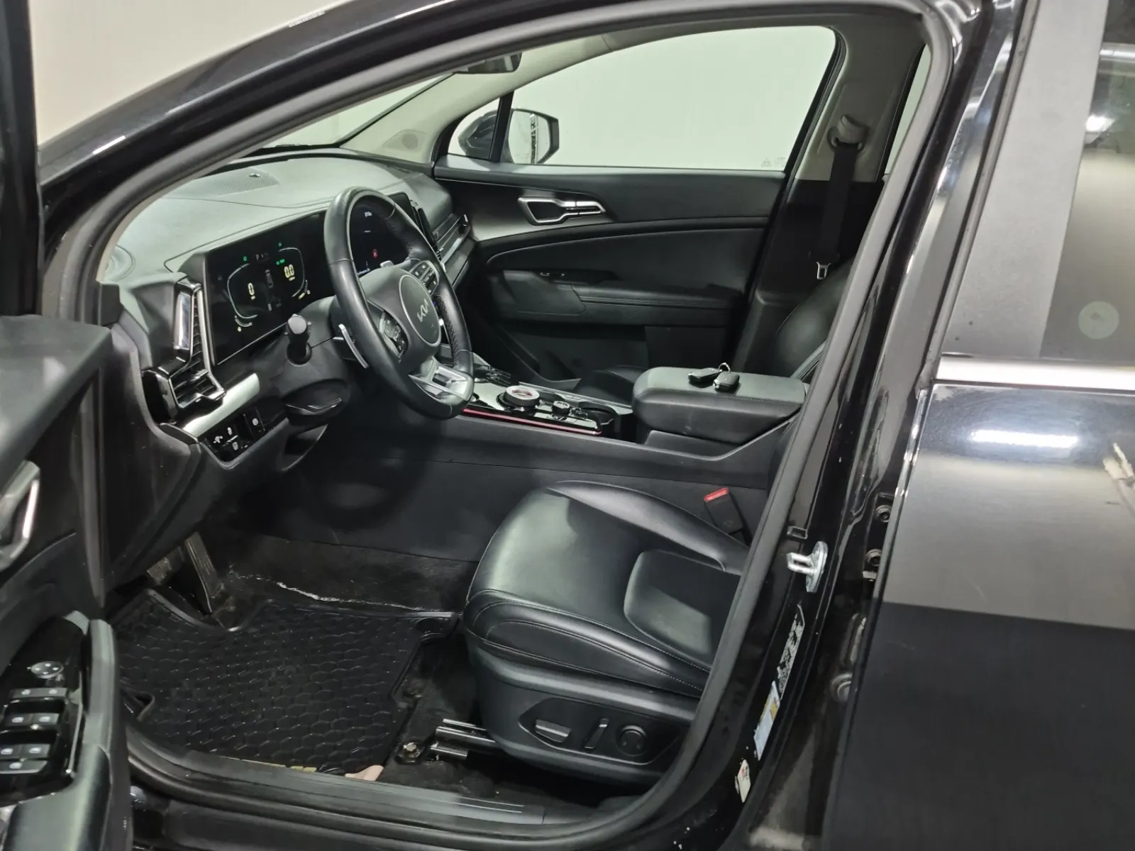 Front Interior Photo