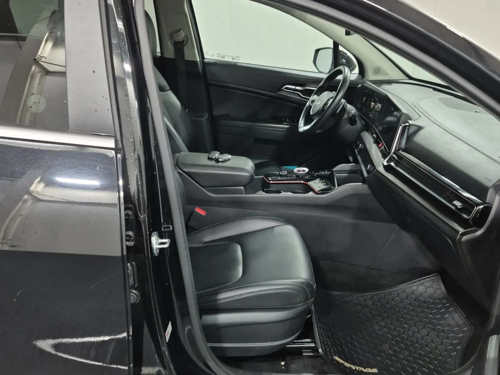 Right Side Interior Photo