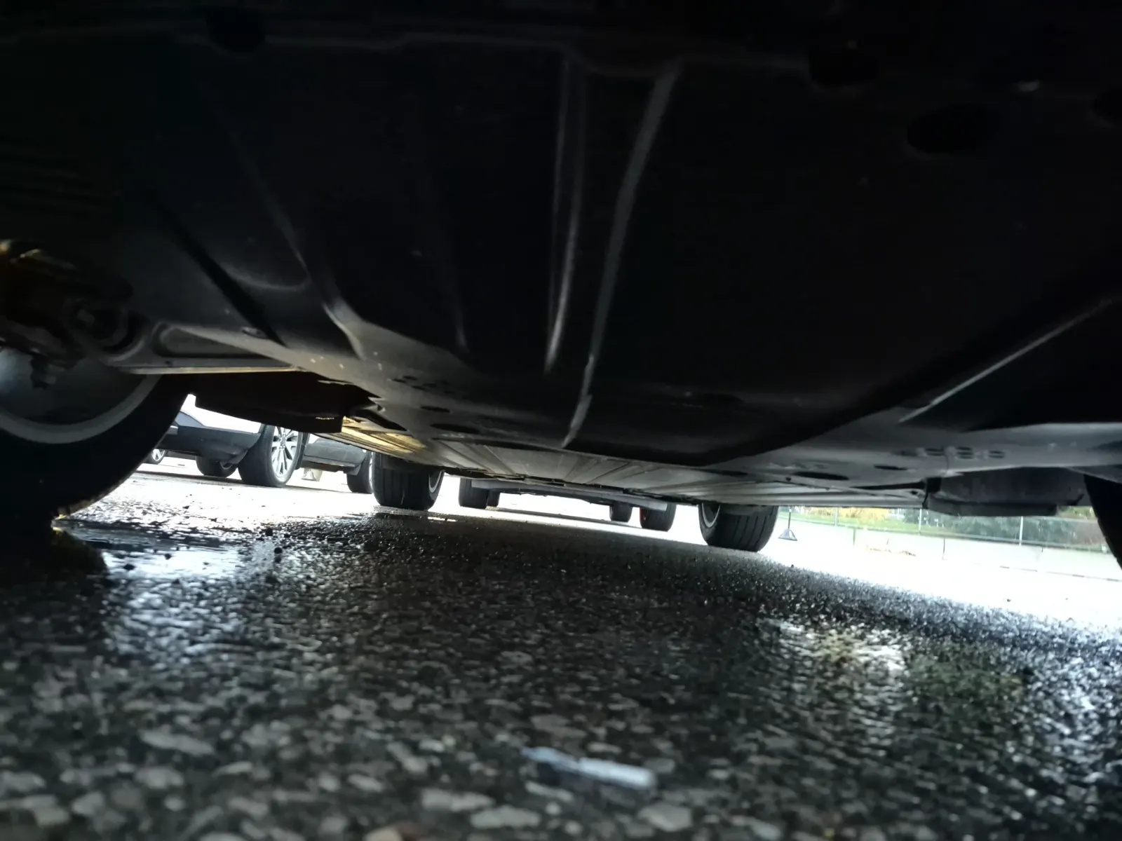 Undercarriage - Front Photo