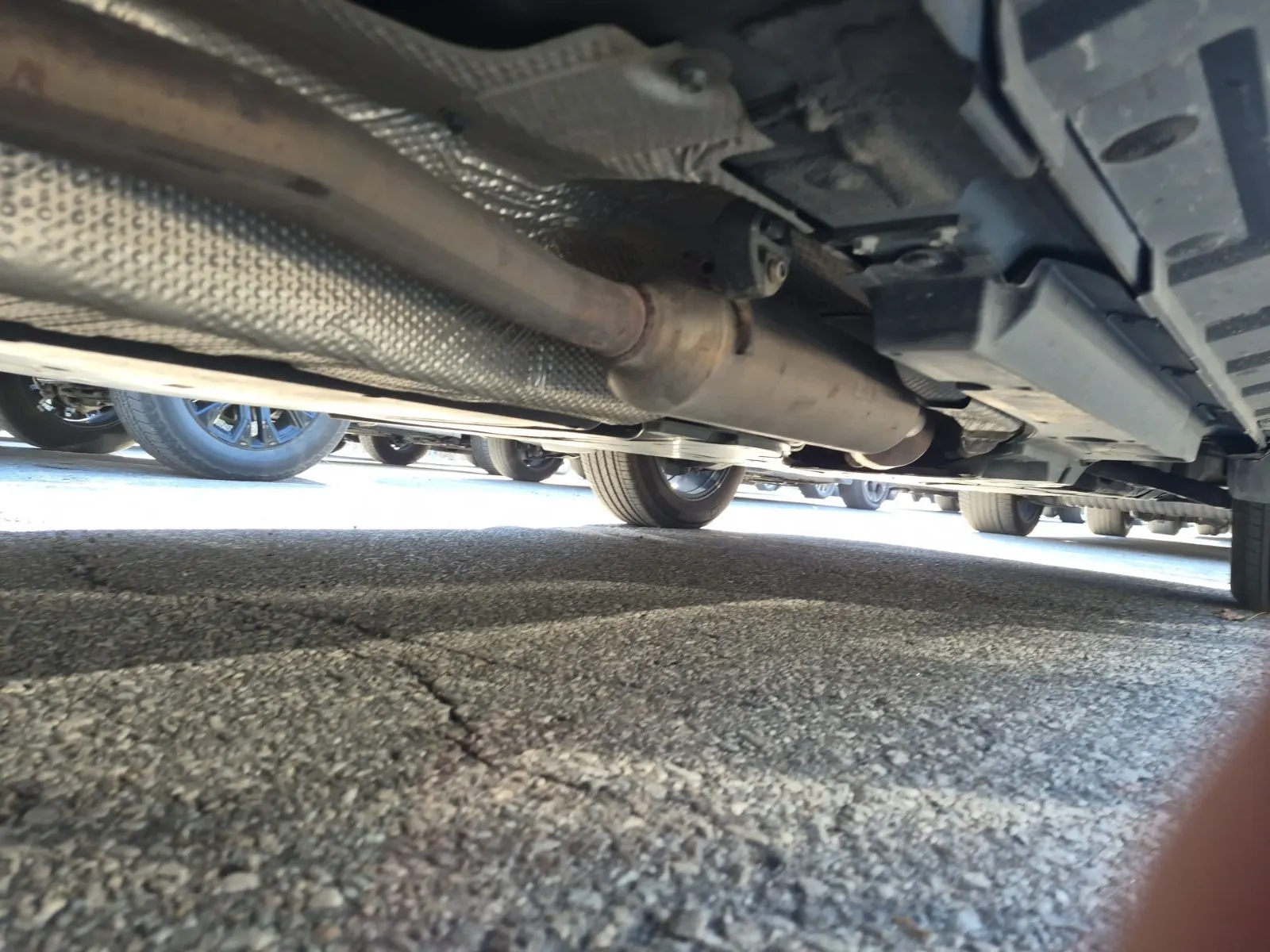 Undercarriage - Passenger Photo