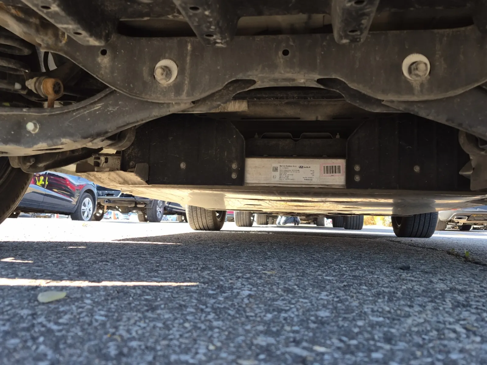 Undercarriage - Rear Photo