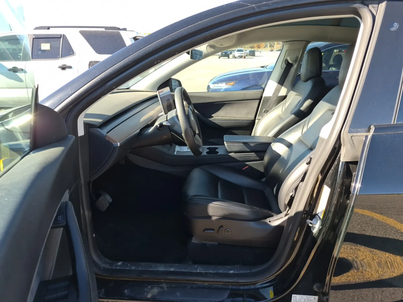 Front Interior Photo