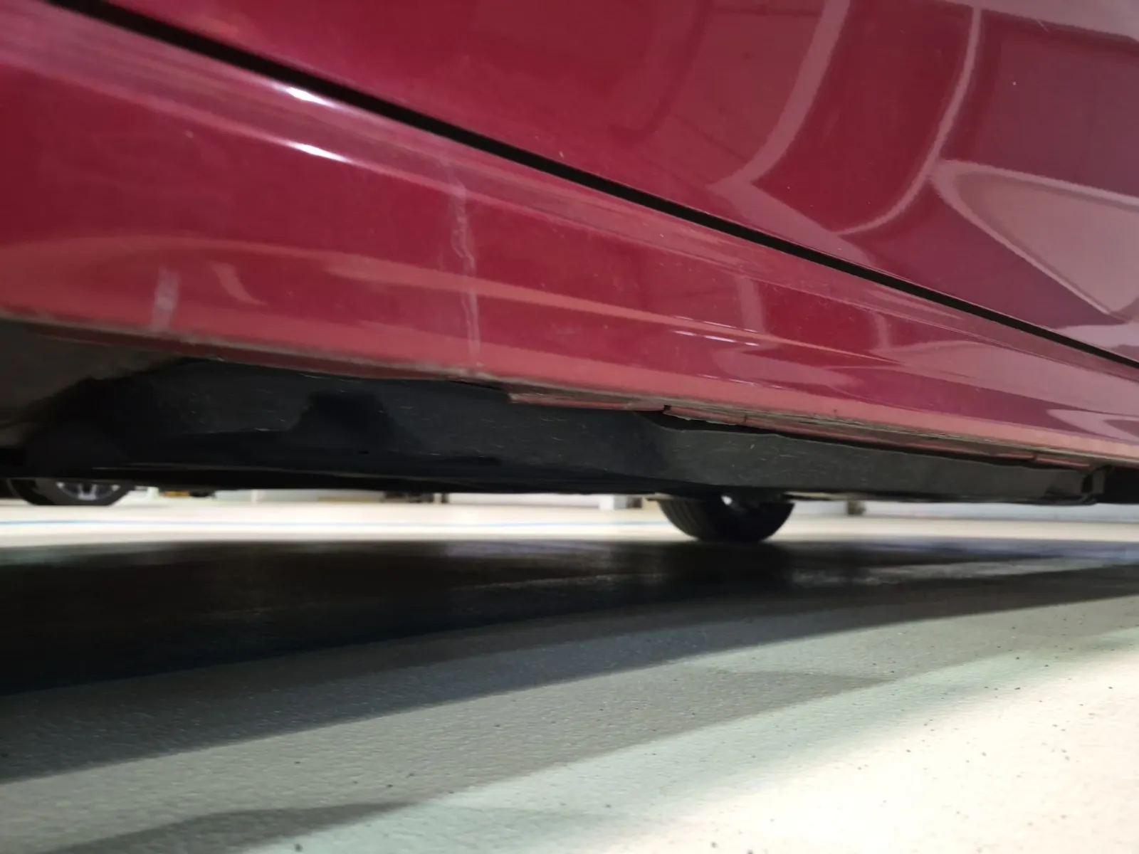 Undercarriage - Driver Photo